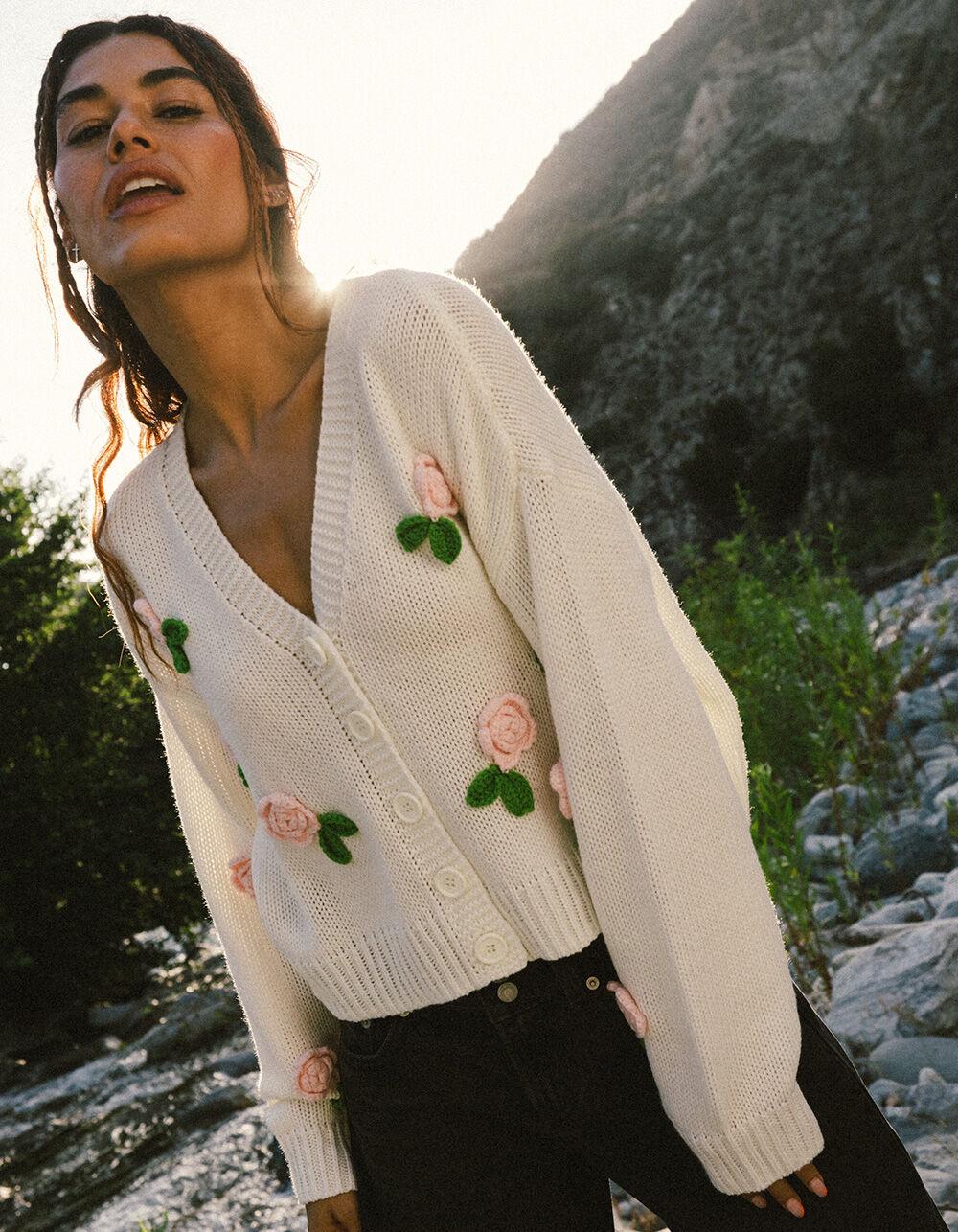 RSQ Womens 3D Floral Cardigan - CREAM Product Image