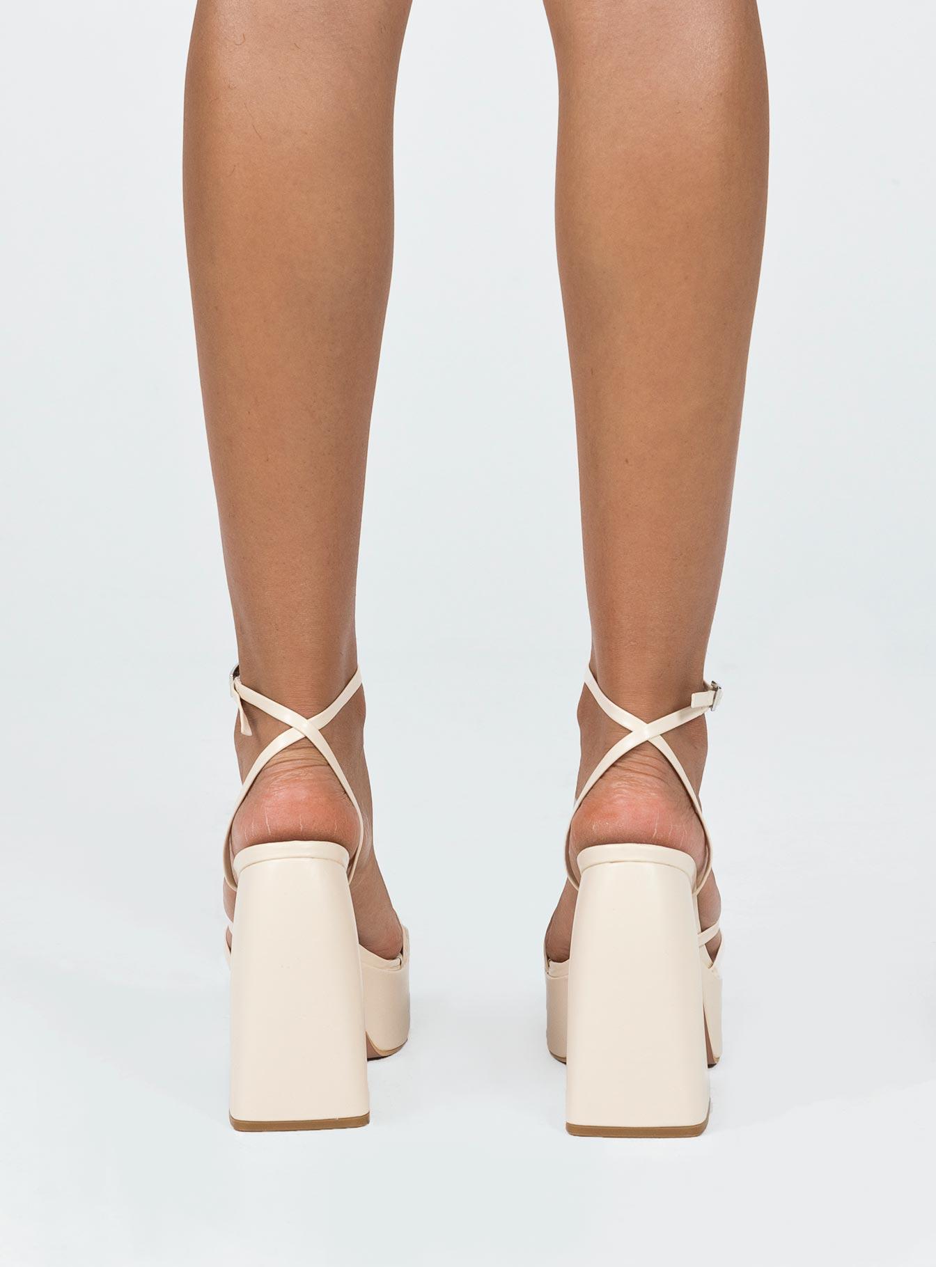 La Belle Heels Bone Product Image