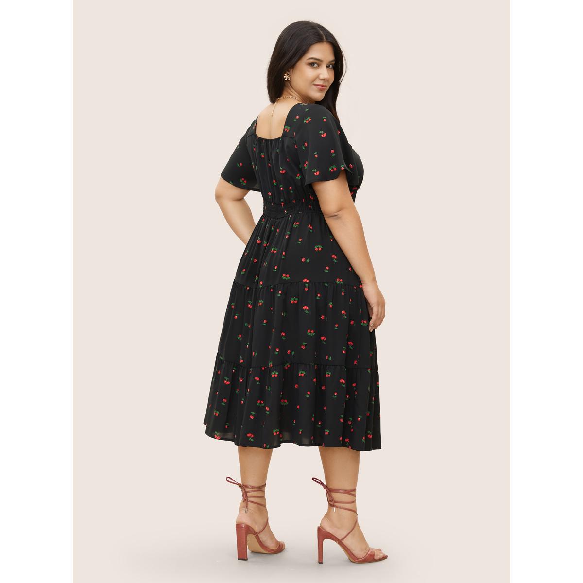 Plus Size Citrus Fruit Print Heart Neckline Drawstring Pleated Dress Black Women Elegant Pleated Heart neckline Short sleeve Curvy Midi Dress BloomChic 22-24/3X Product Image