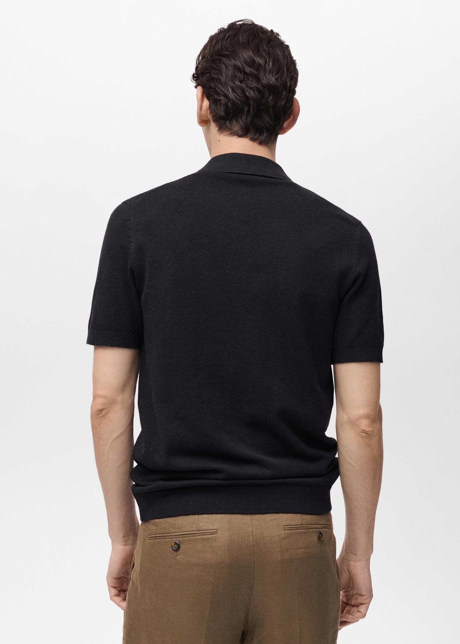 Structured knitted slim-fit polo shirt - Men | MANGO USA Product Image