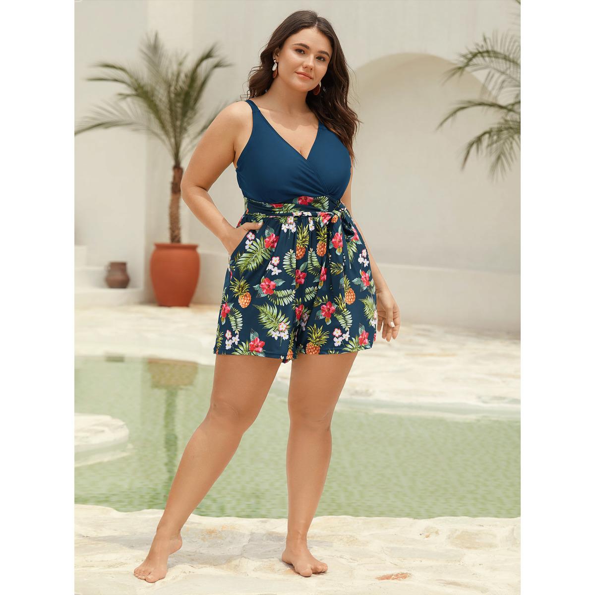 Plus Size Tropical Floral Pockets One-Piece Swimsuit Women's Swimwear Black Resort Tie knot Curve Bathing Suits High stretch One Pieces BloomChic 18-20/2X Product Image