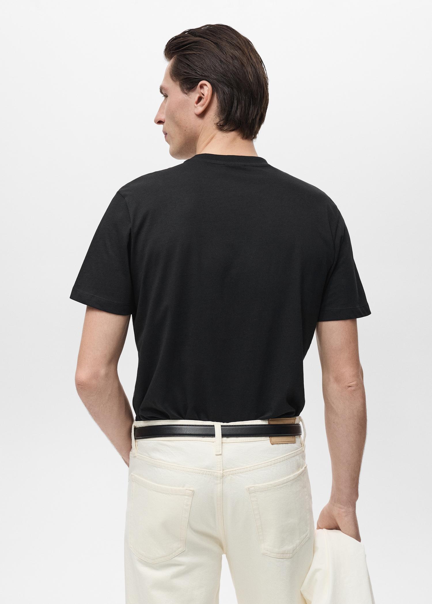 100% cotton slim-fit t-shirt - Men | MANGO USA Product Image