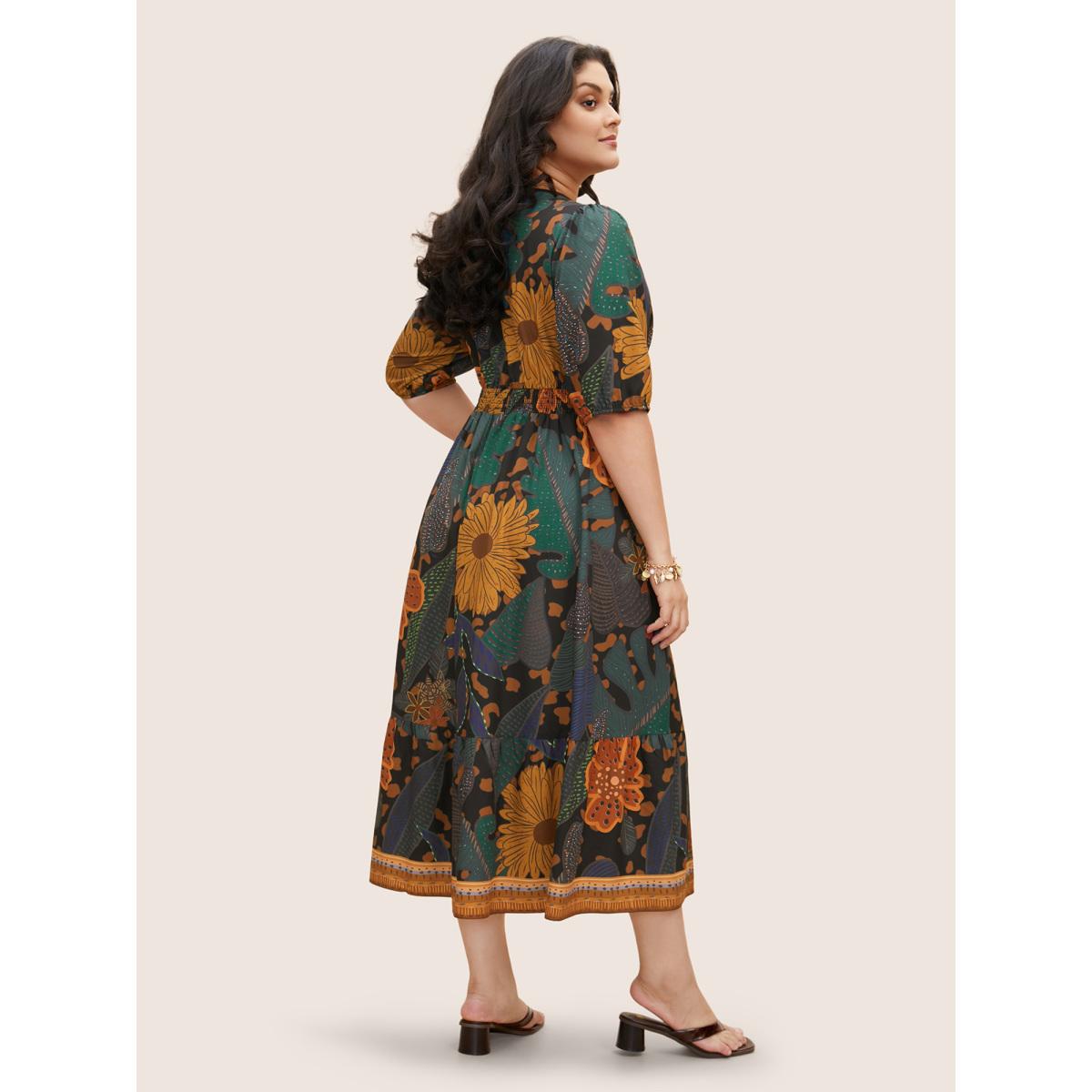 Plus Size Floral Shirred Lantern Sleeve Midi Dress DarkBlue Women Resort Gathered V-neck Half Sleeve Curvy BloomChic 14-16/1X Product Image