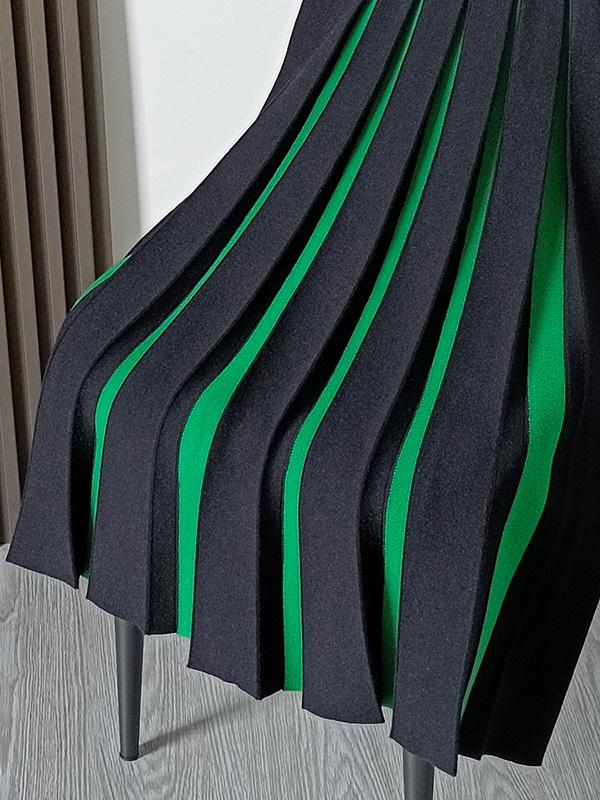 A-Line Loose Contrast Color Pleated Skirts Bottoms Product Image