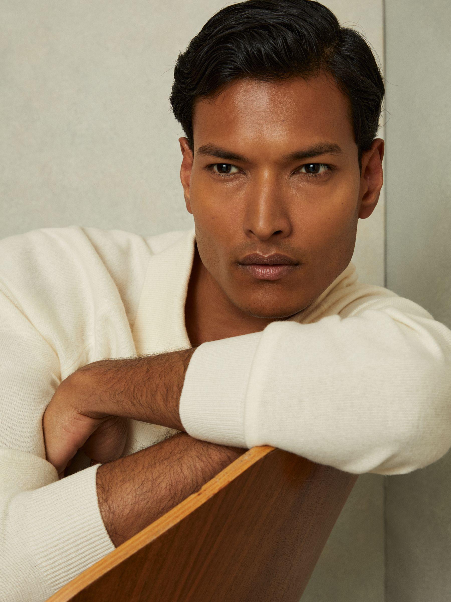 Wool-Cashmere Open-Collar Polo Shirt in Ivory Product Image