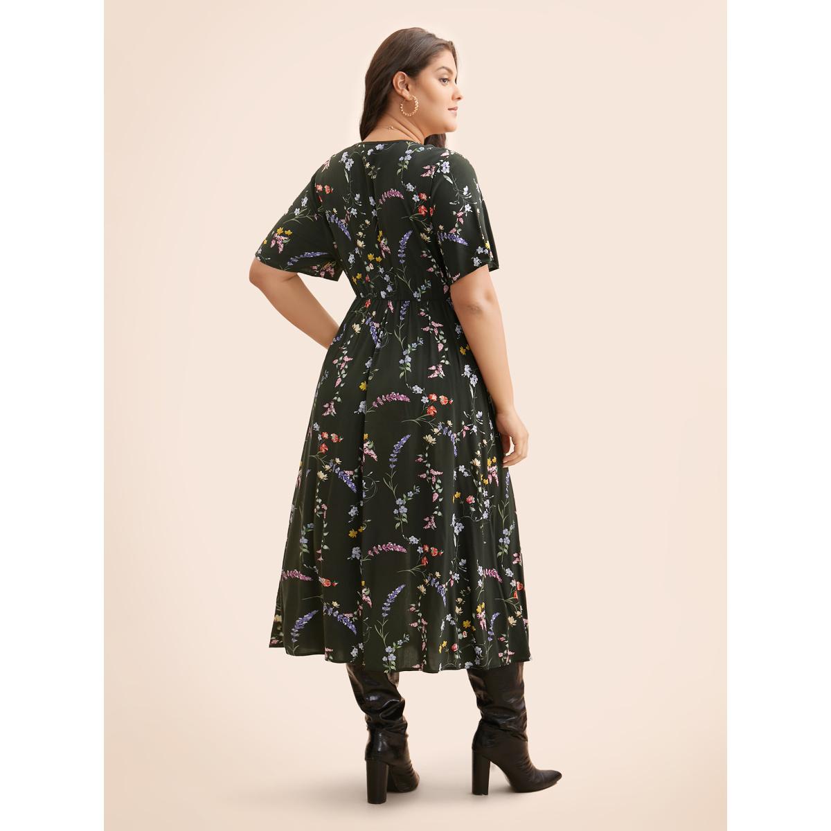 Plus Size Floral Wrap Ruffle Sleeve Dress DarkGreen Women Elegant Slit Overlap Collar Short sleeve Curvy BloomChic 12/L Product Image