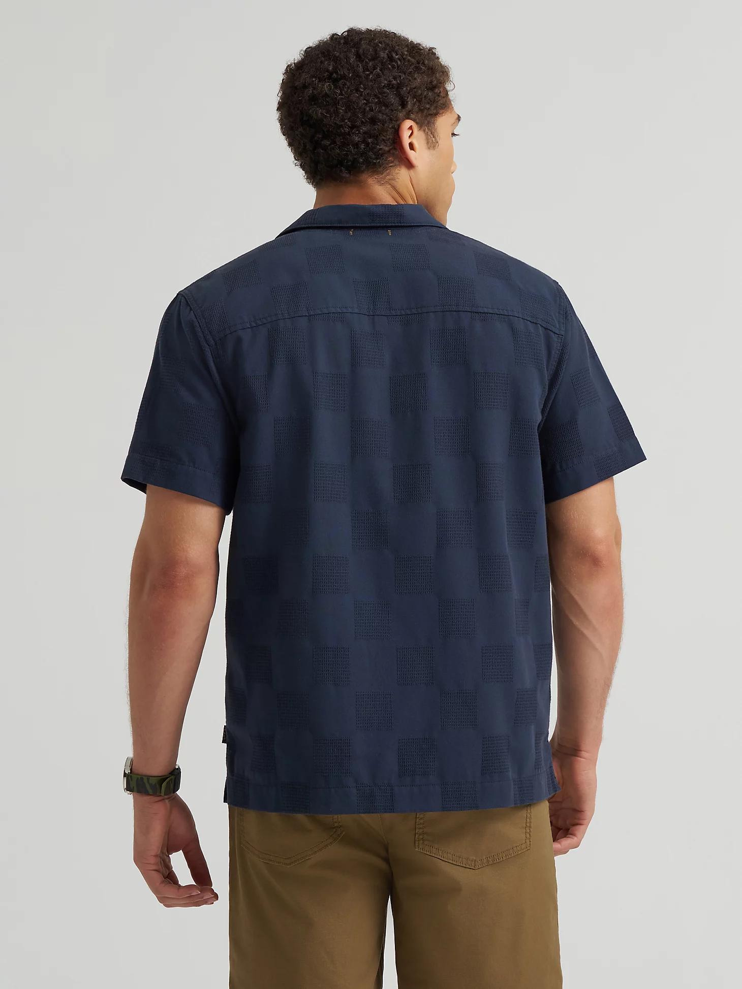Men's Relaxed Textured Camp Shirt | Men's Tops & Tees | Lee® Product Image