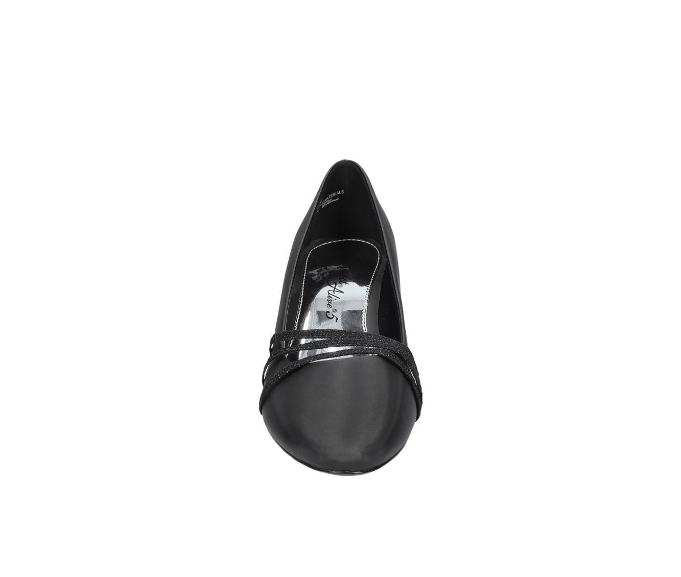 Women's Easy Street Cristiny Pumps Product Image