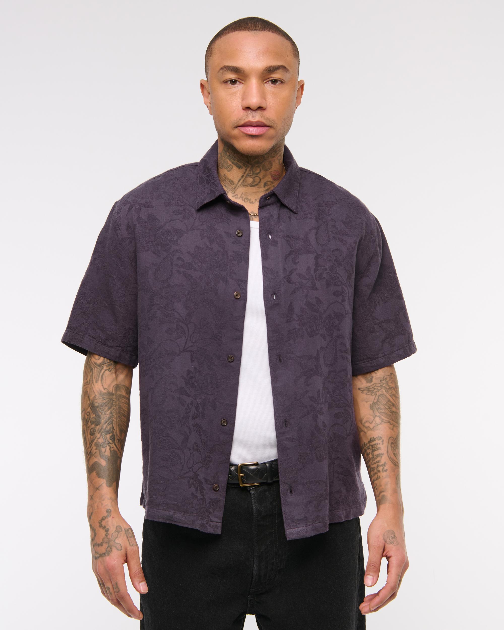 Short-Sleeve Cropped Jacquard Button-Up Shirt Product Image