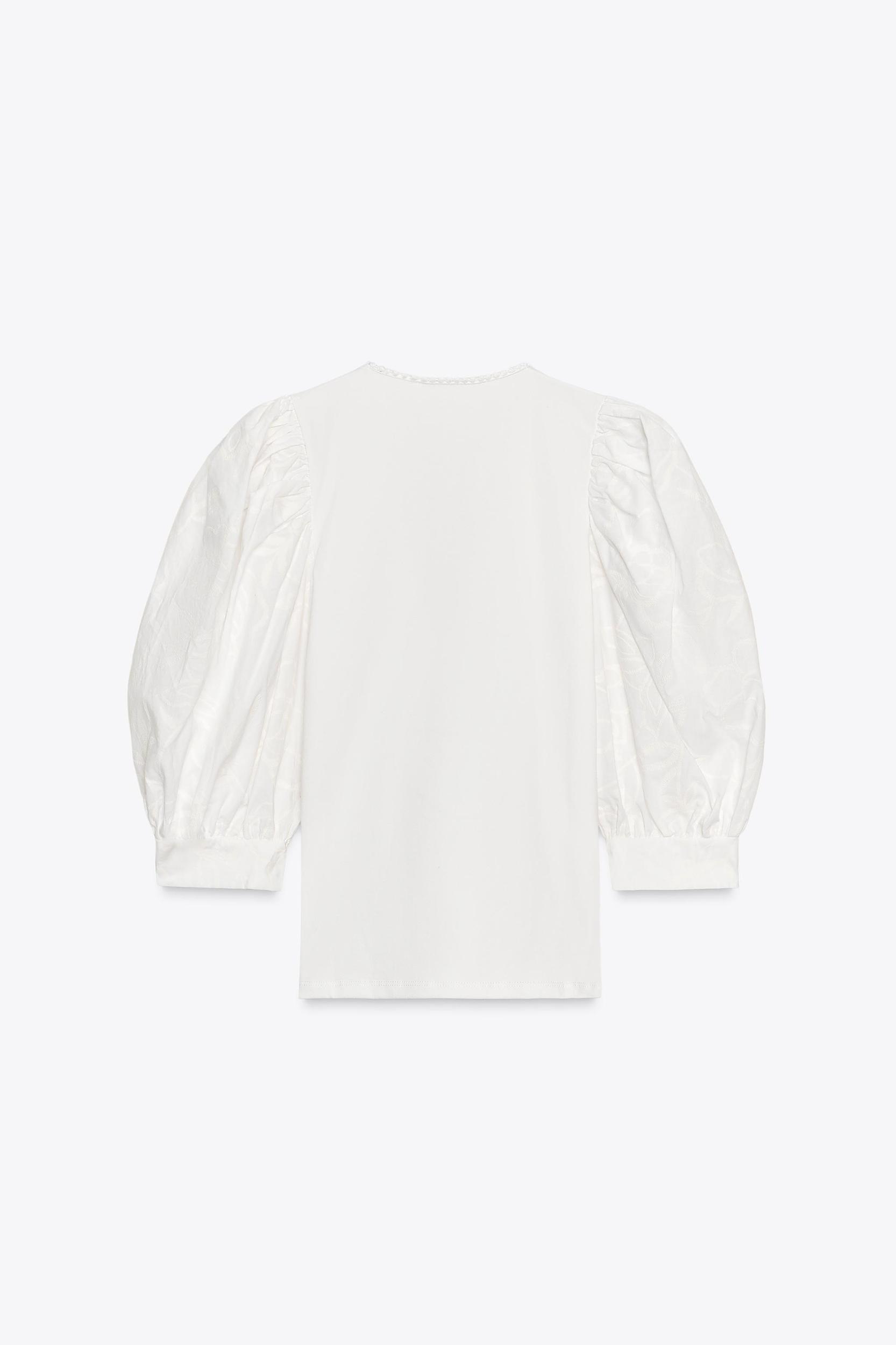 EMBROIDERED FLOWER PUFF SLEEVE TOP Product Image