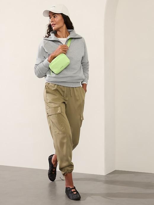 Forever Fleece Relaxed 1/4 Zip Sweatshirt Product Image