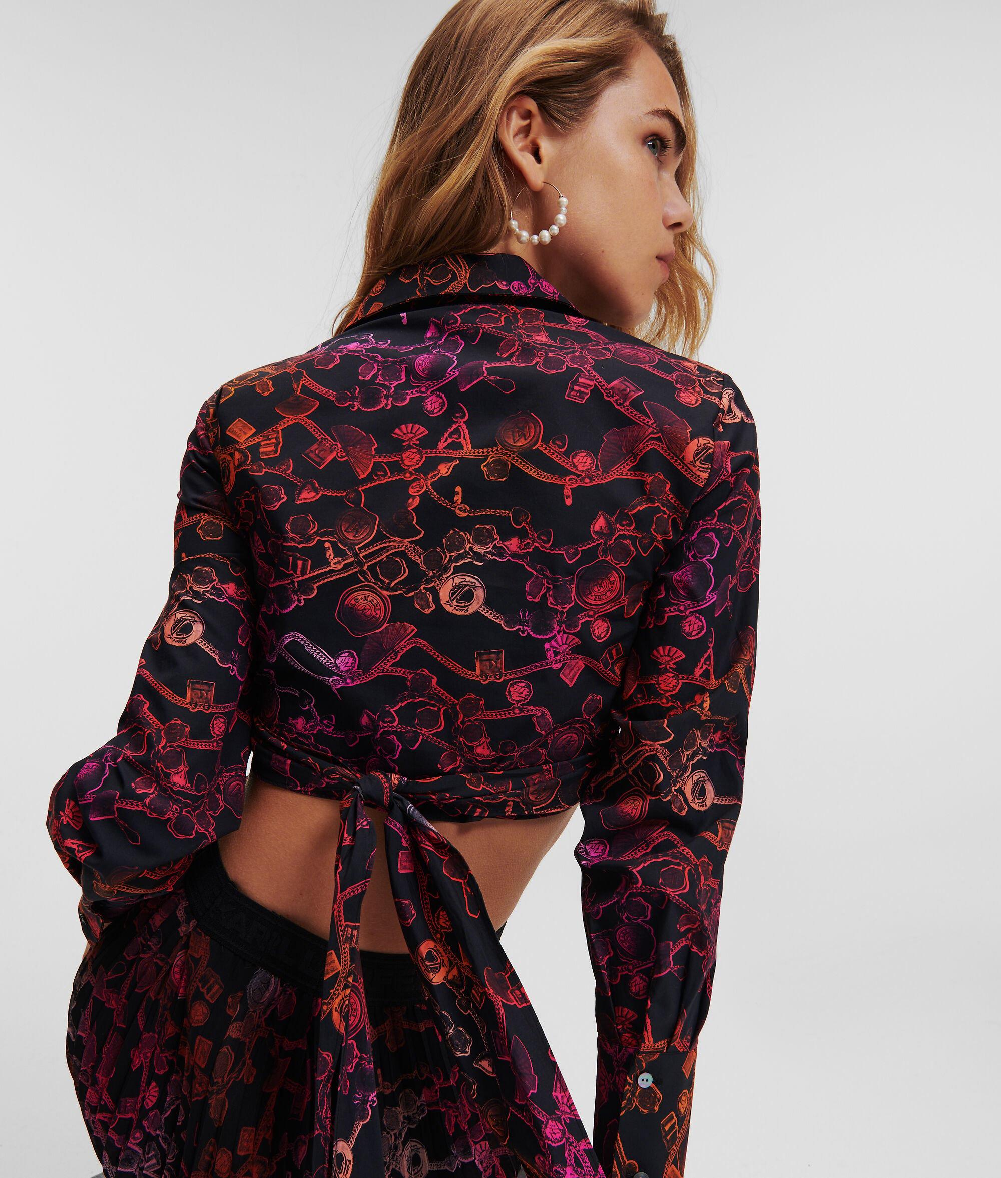 CROPPED CHAIN PRINT SHIRT Product Image