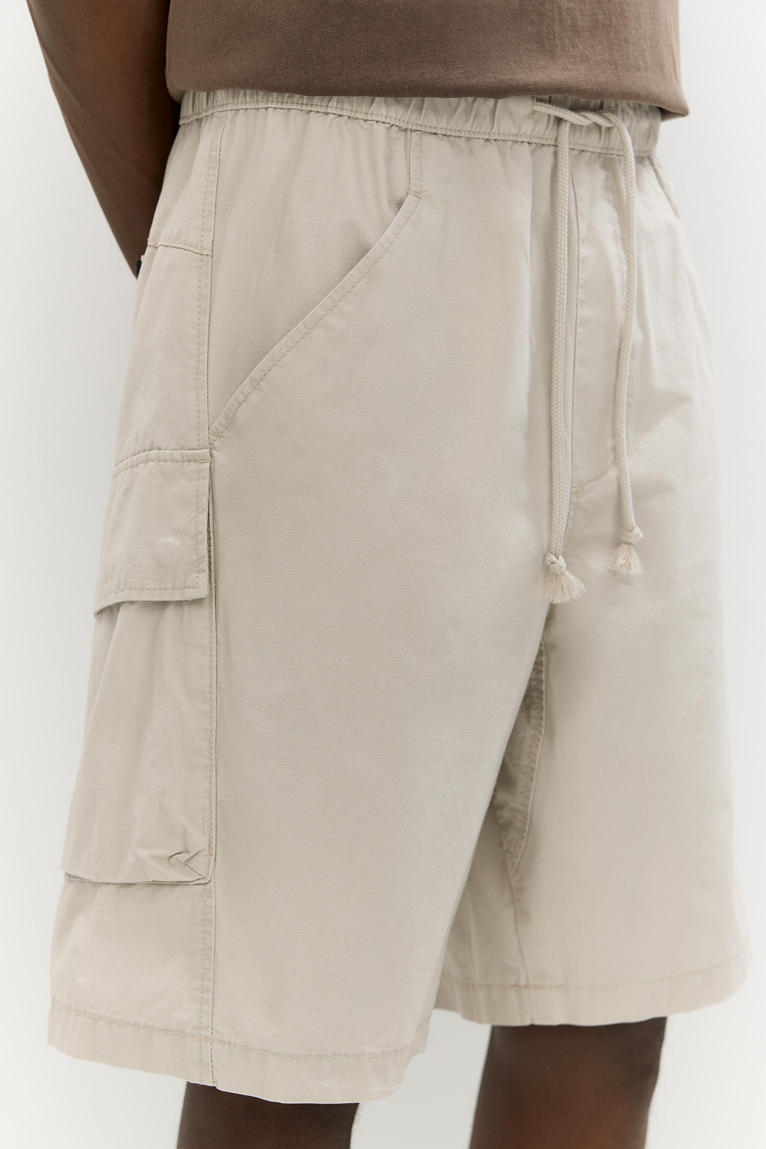 STWD cargo Bermuda shorts Product Image