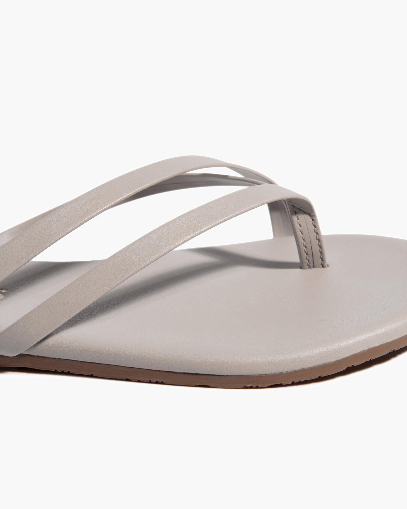 Liri - Nude Beach Product Image