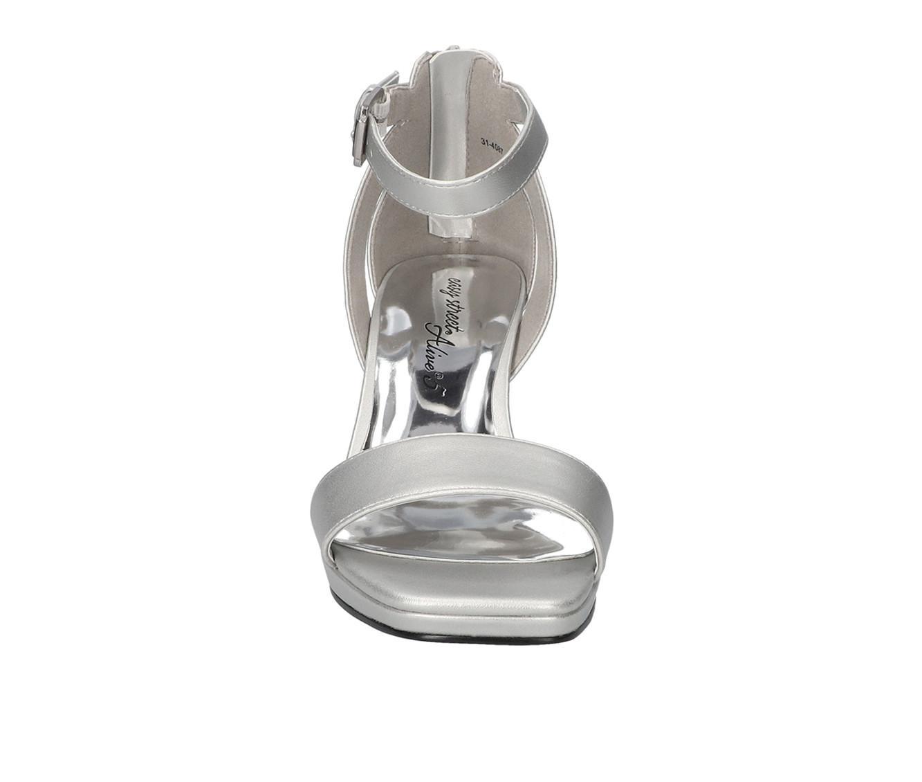 Women's Easy Street Ro Pumps Product Image