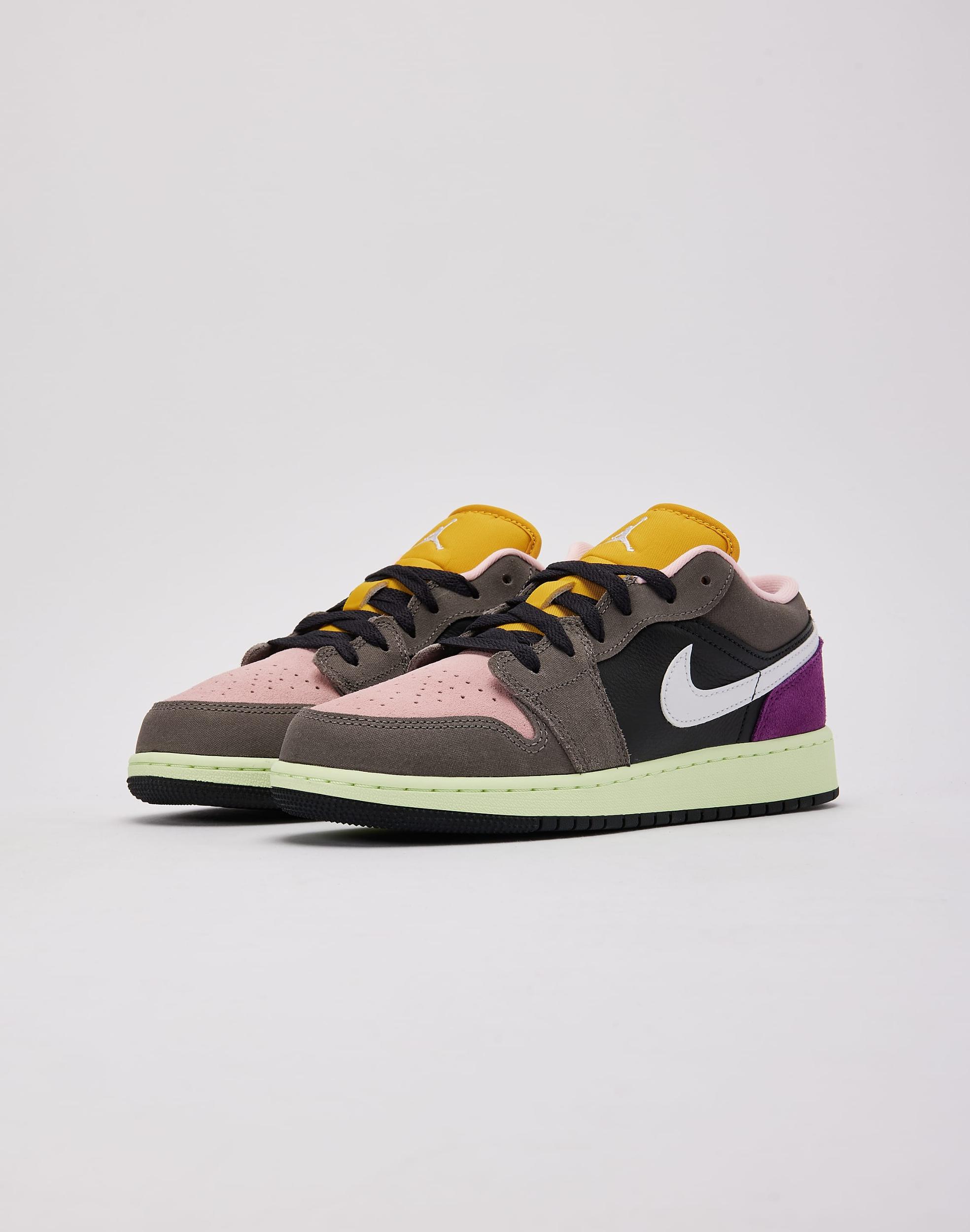 Jordan Air Jordan 1 Low SE Grade-School Kids Product Image