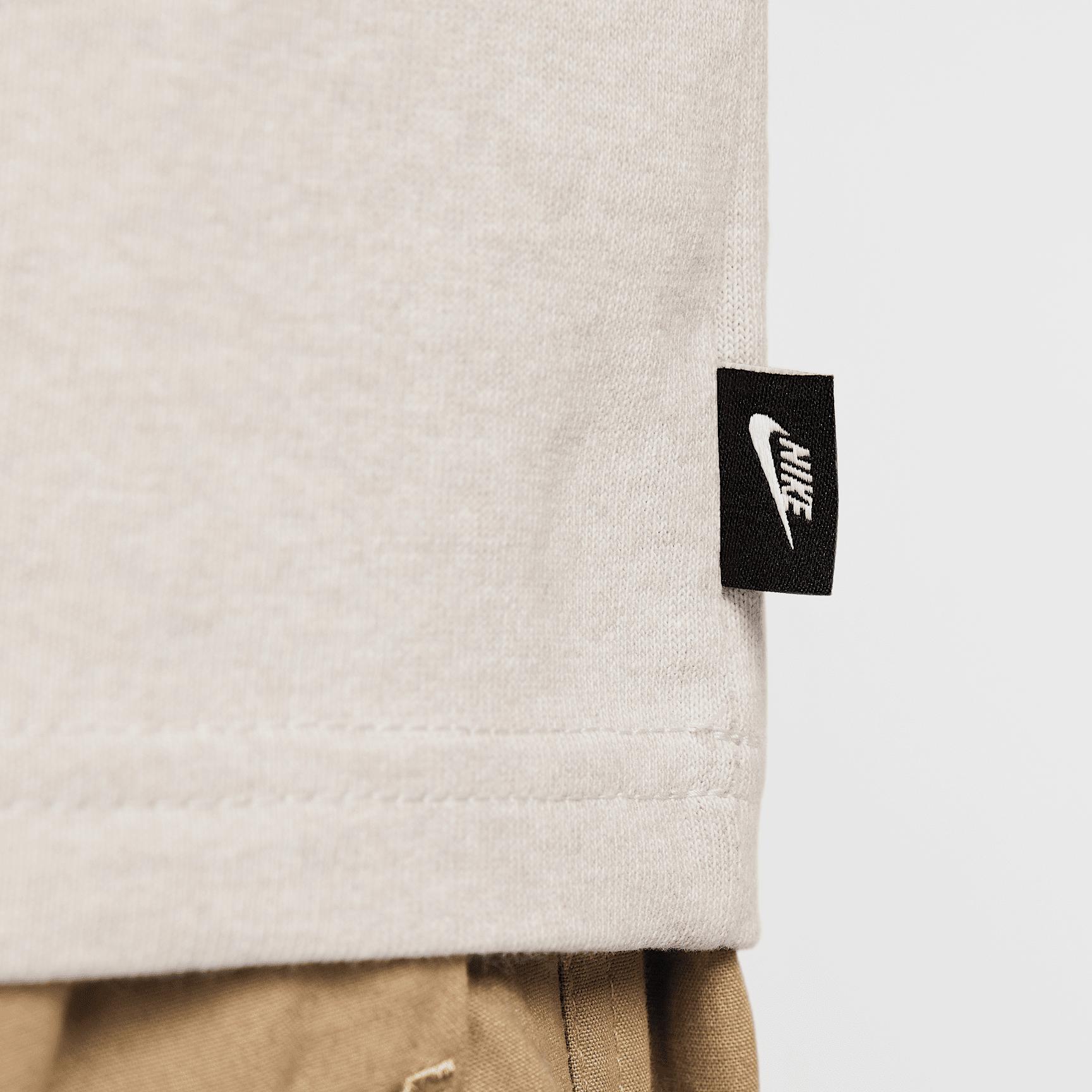 Mens Nike Sportswear Premium Essentials T-Shirt | DO7392-726 Product Image