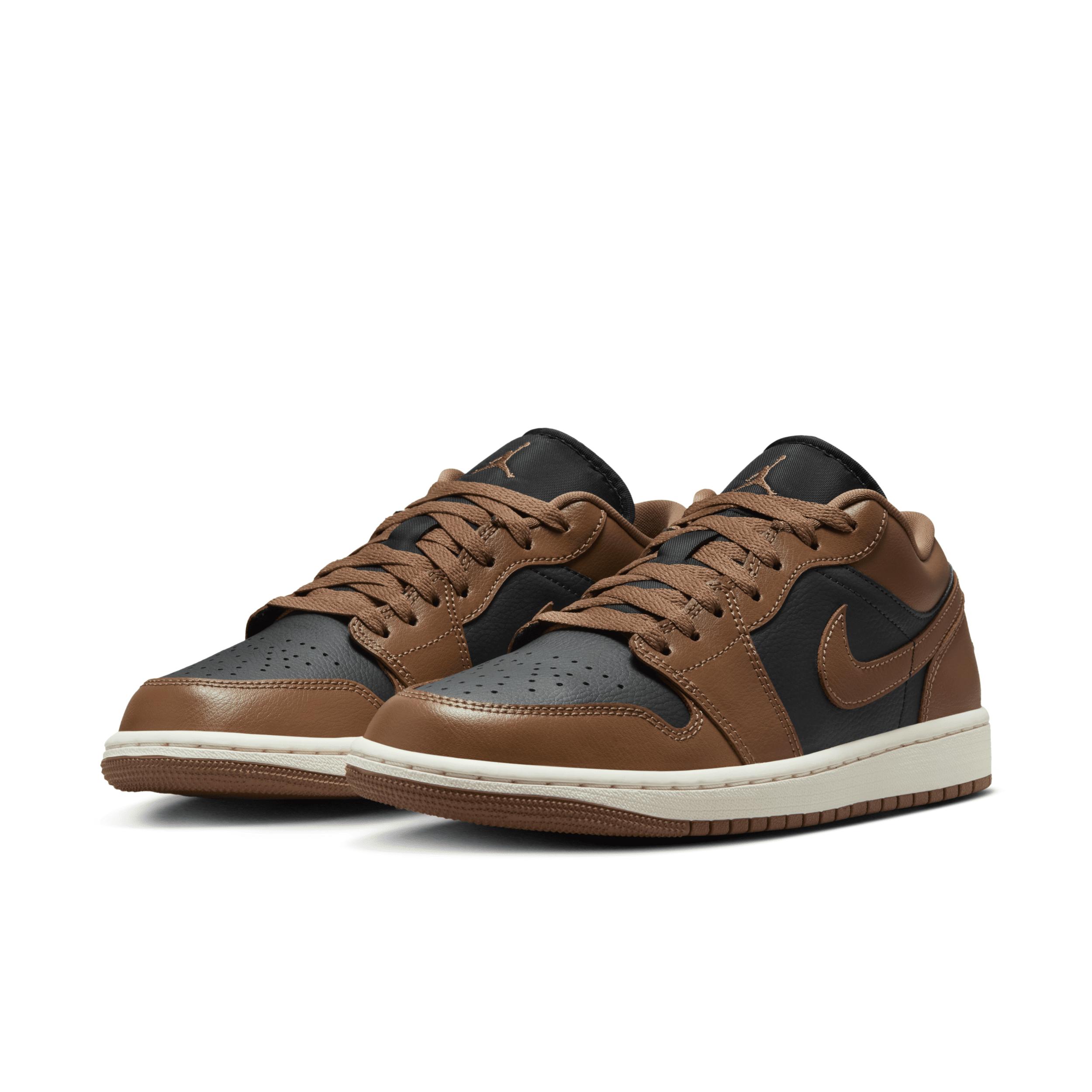 Women's Air Jordan 1 Low Shoes Product Image