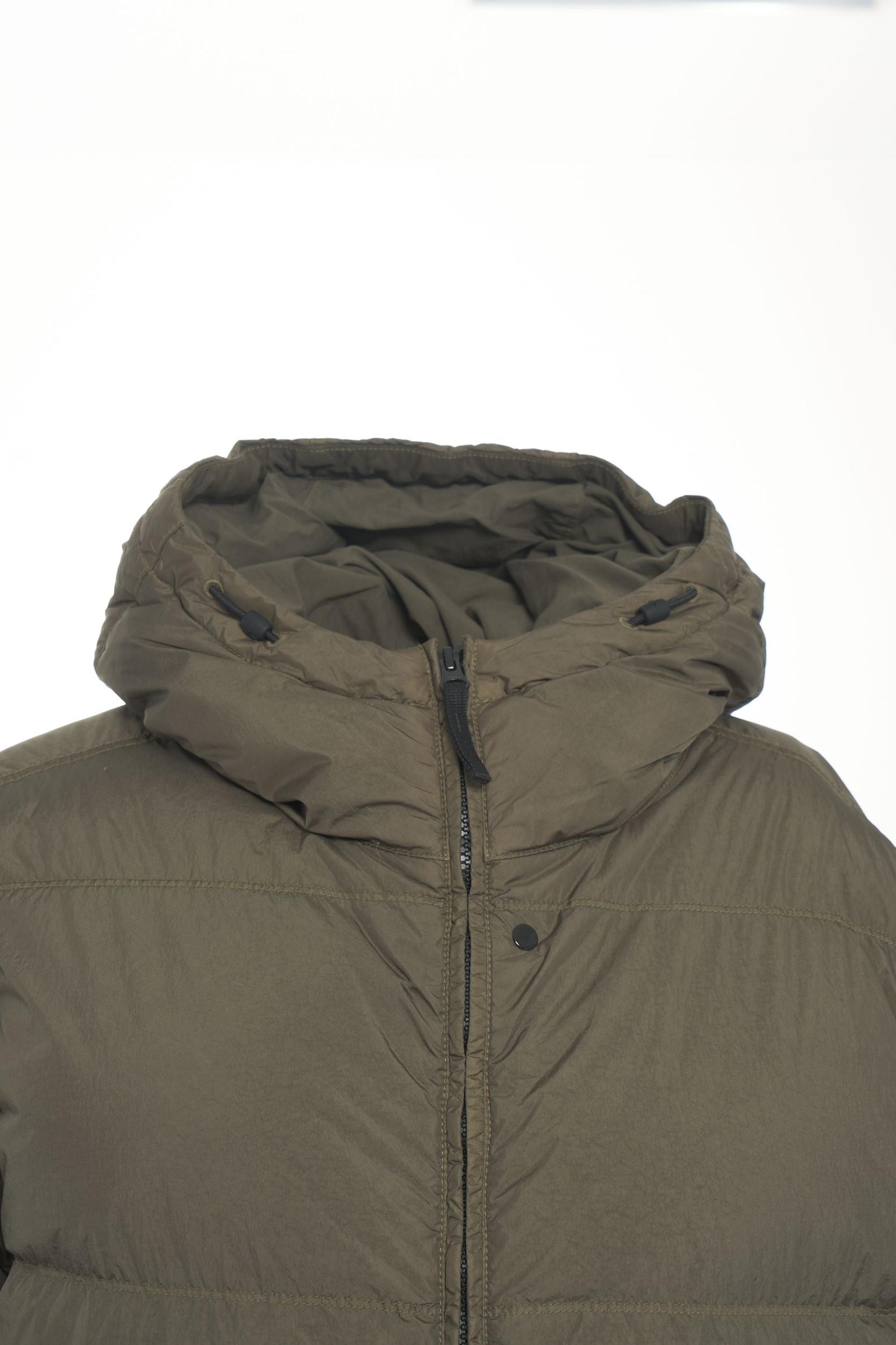 Hooded down jacket Product Image