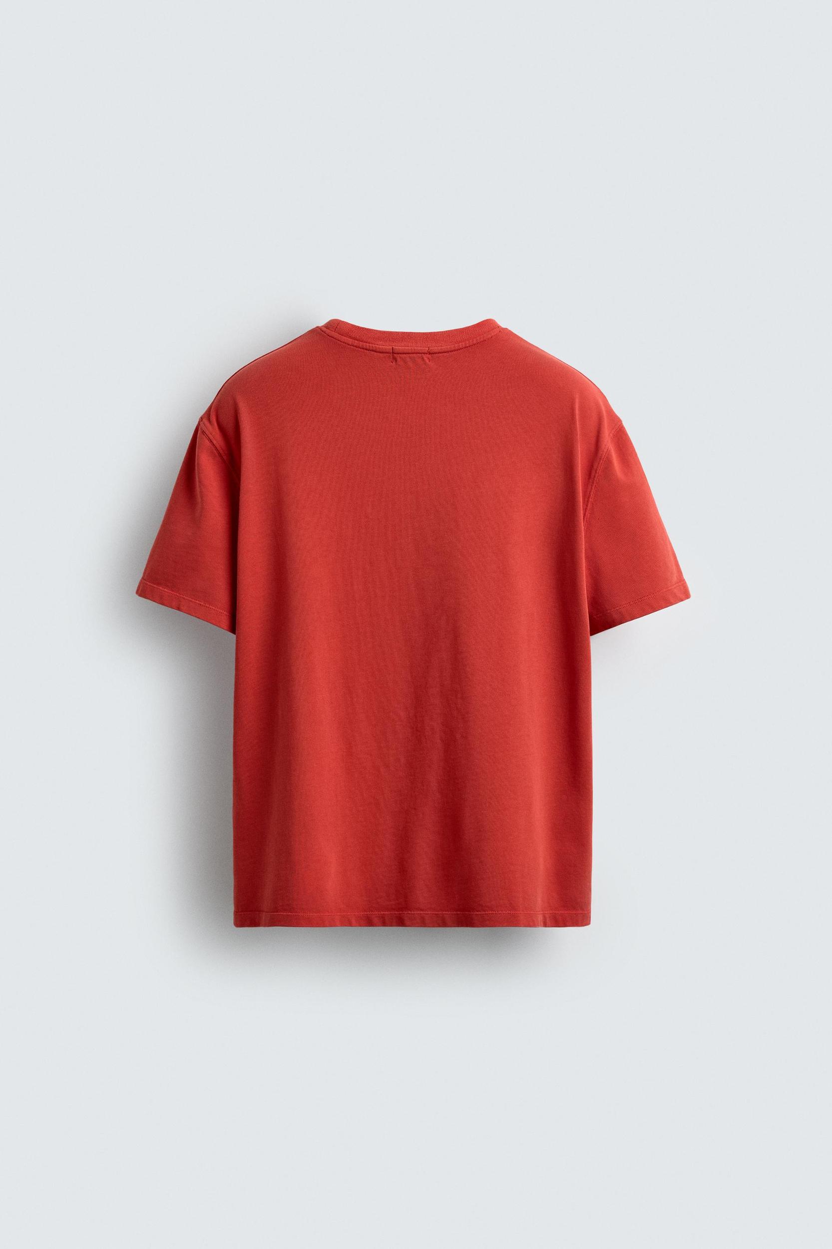 CROPPED FIT T-SHIRT Product Image