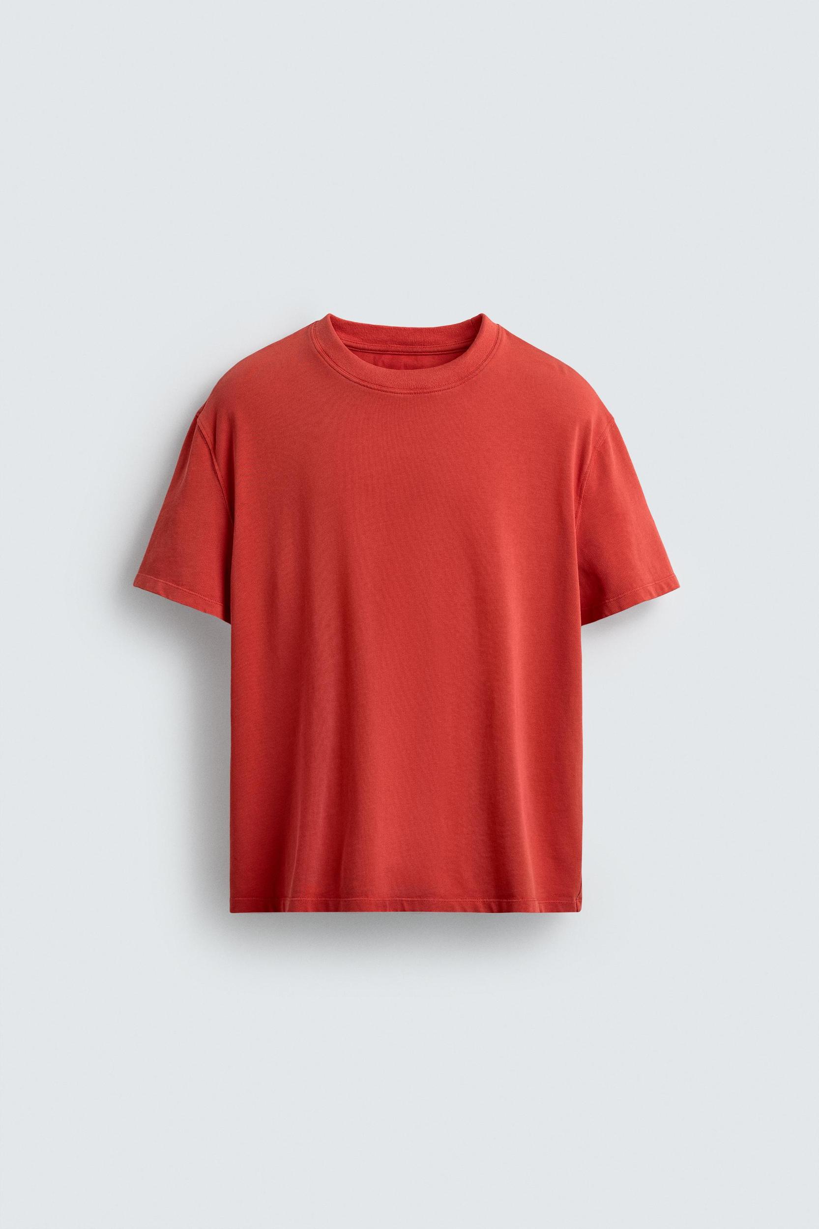 CROPPED FIT T-SHIRT Product Image
