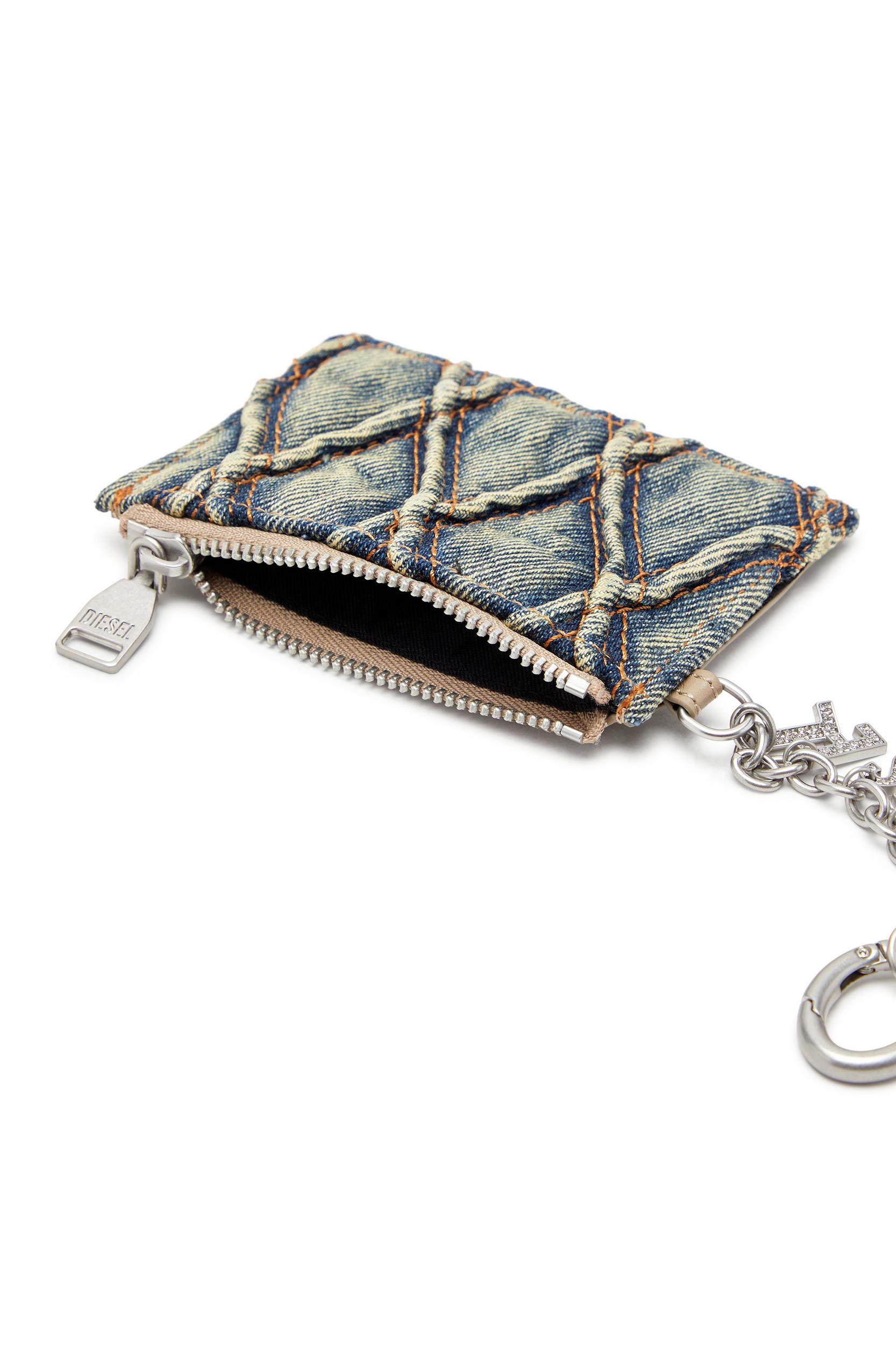CARD HOLDER WITH CHAIN Product Image