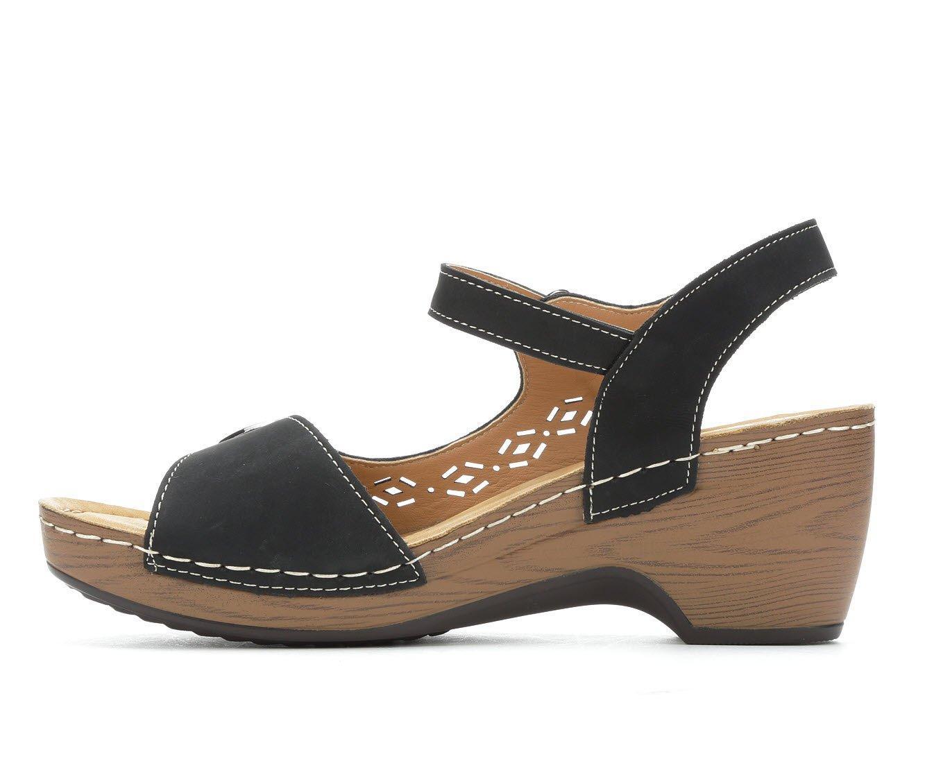 Women's Patrizia Shantay Wedges Product Image