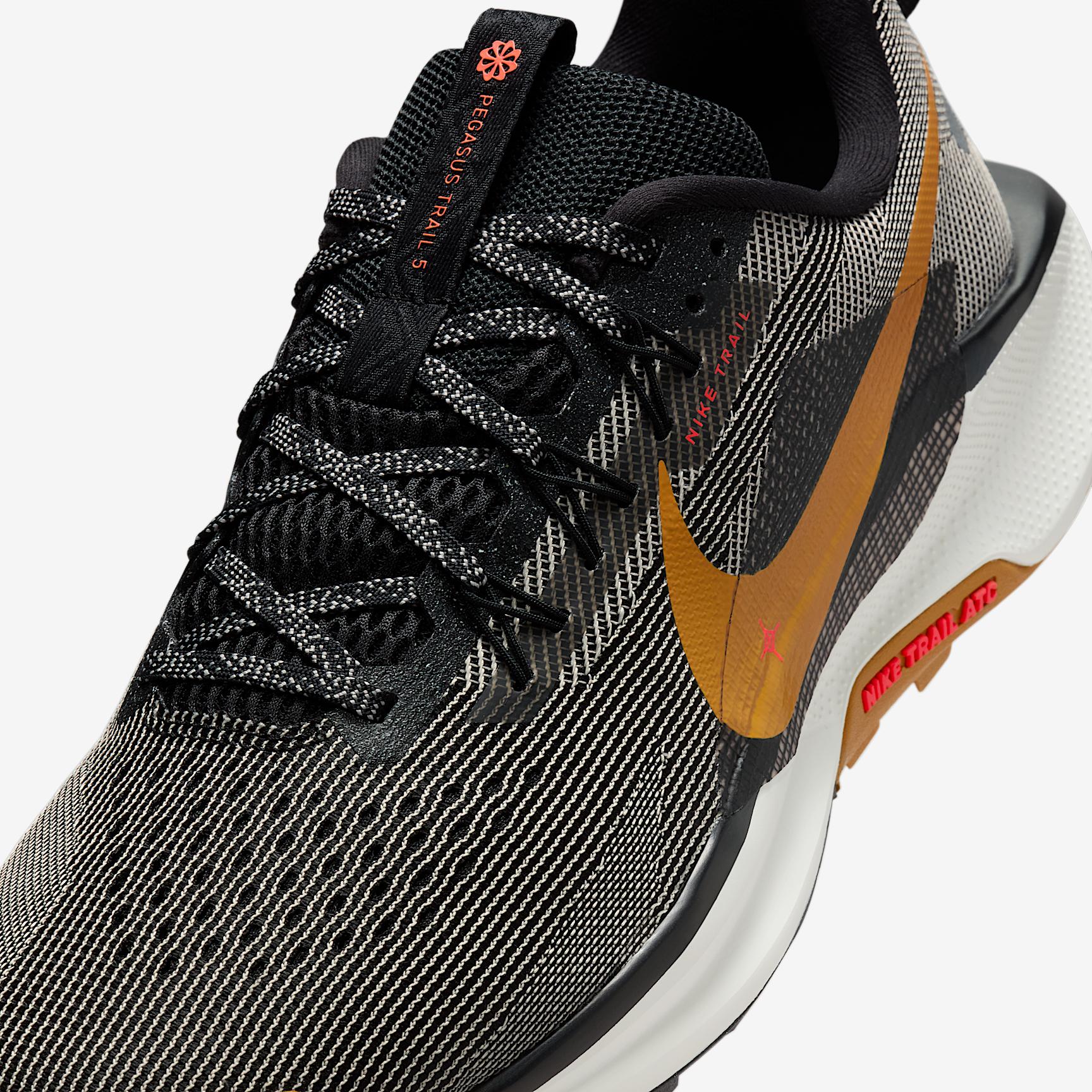 Nike Mens Pegasus Trail 5 Trail Running Shoes | DV3864-009 Product Image