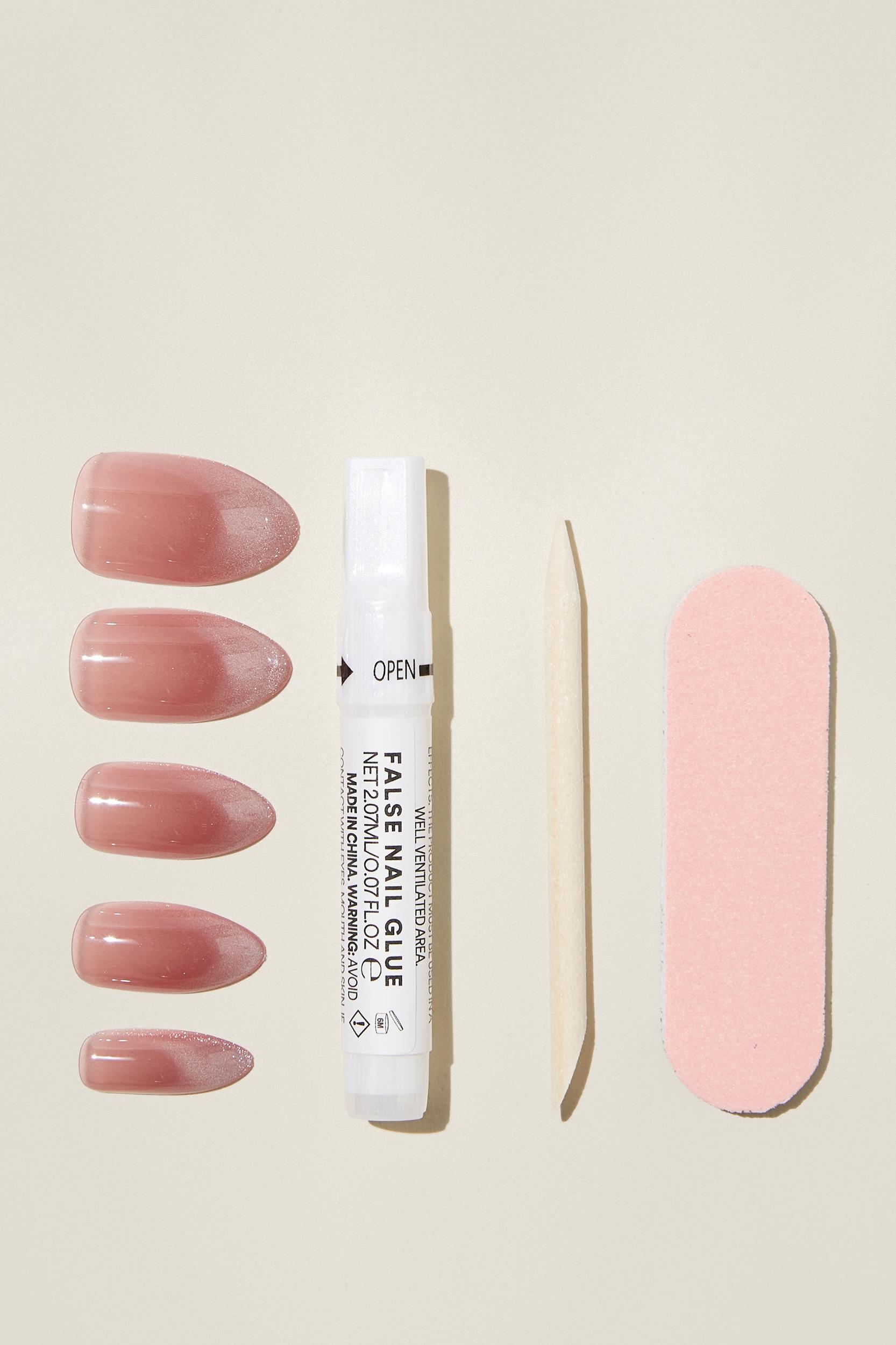 Press On Nails Product Image