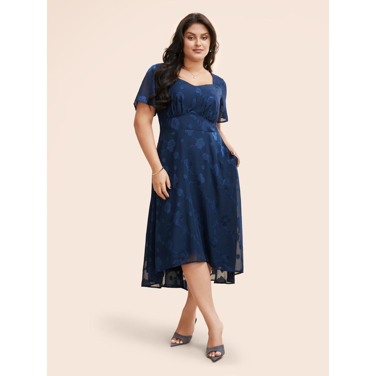 Plus Size Heart Neck Floral Mesh Textured Dress DarkBlue Women Elegant Texture Heart neckline Short sleeve Curvy BloomChic 22-24/3X Product Image