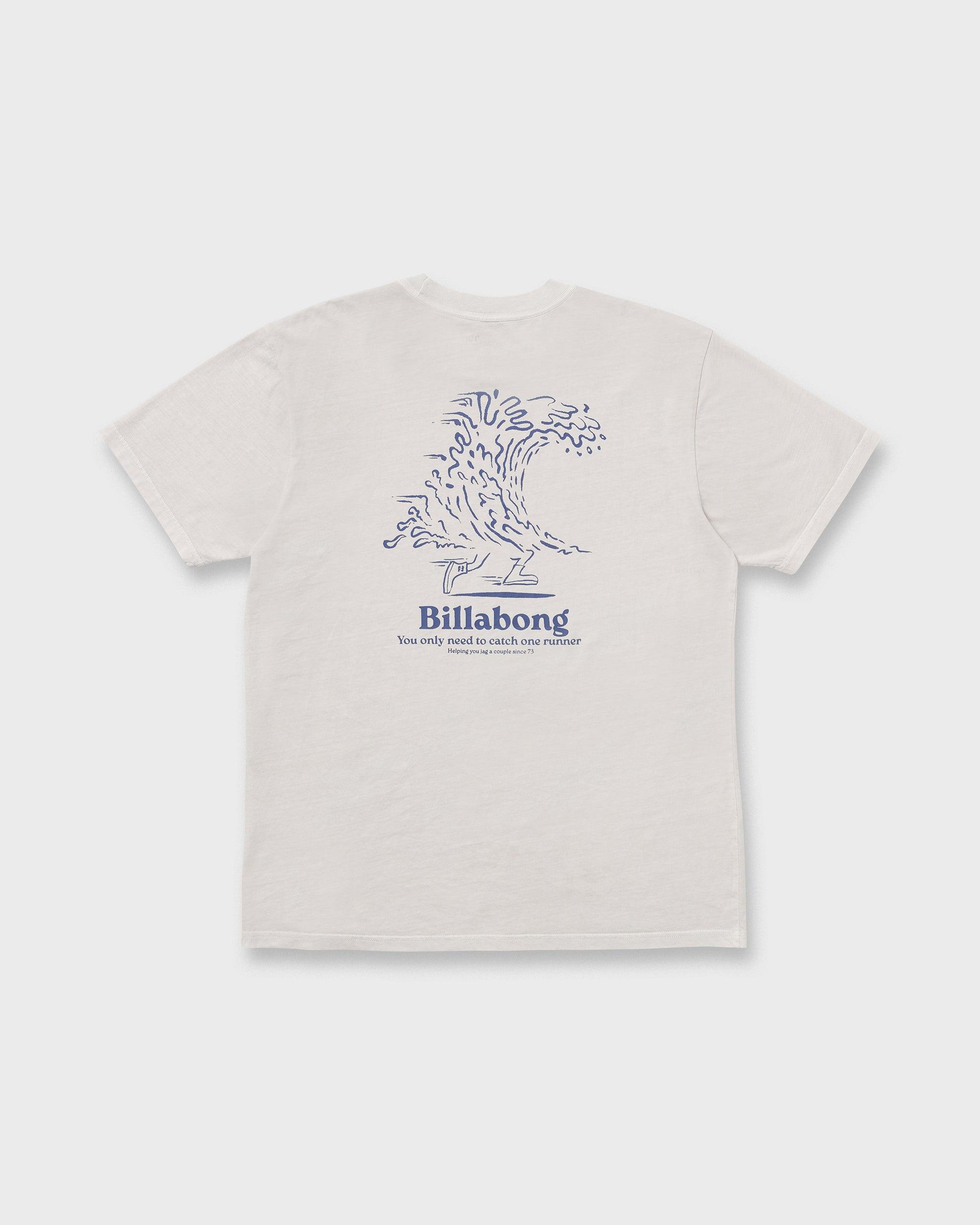 Catch One Premium Wave Wash Tee - Silver Male Product Image