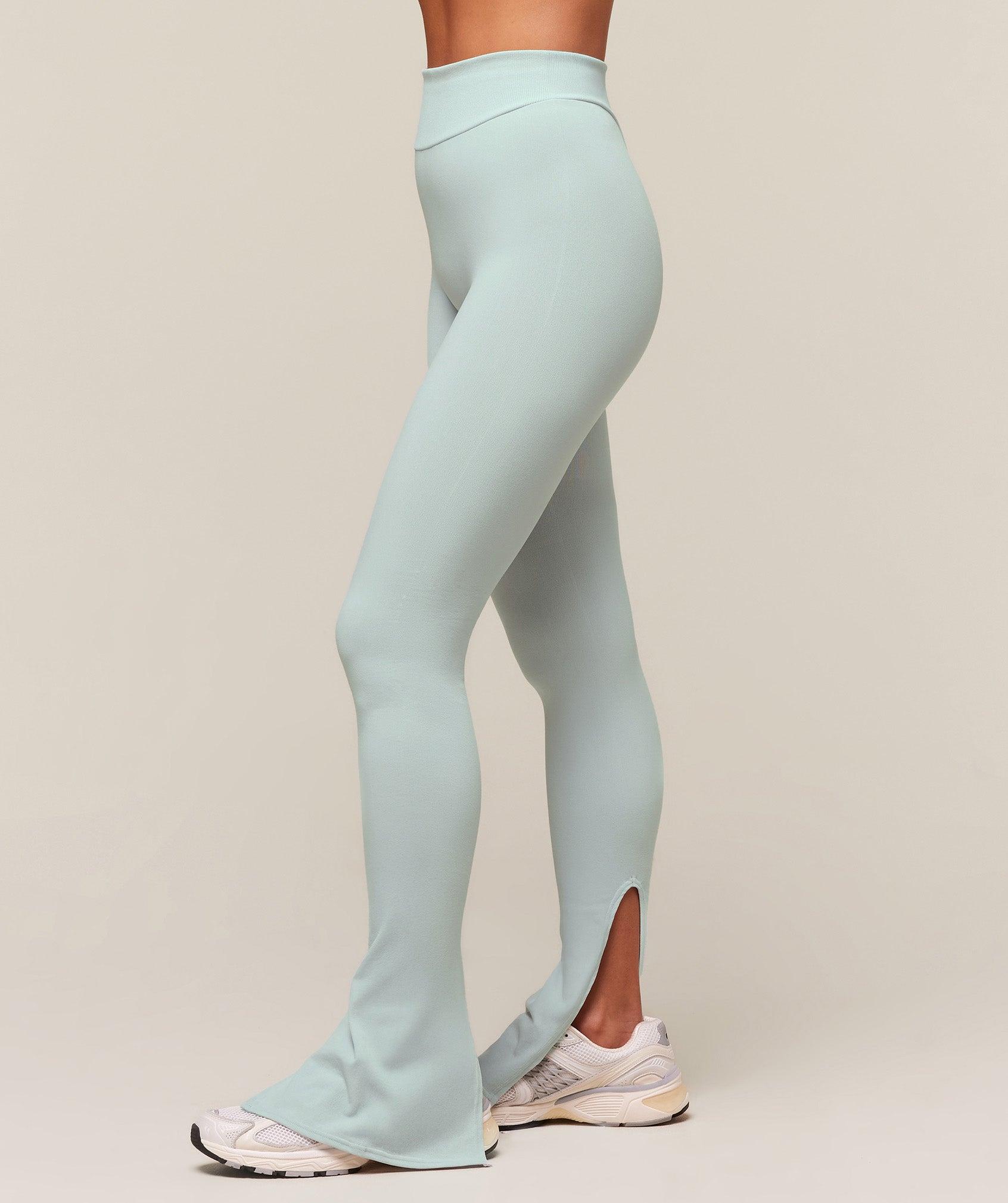 Gymshark everywear Warp Knit Flare Leggings - Frost Blue Female Product Image