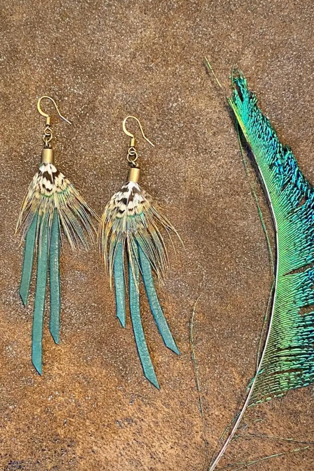Feather Mini Earrings Product Image