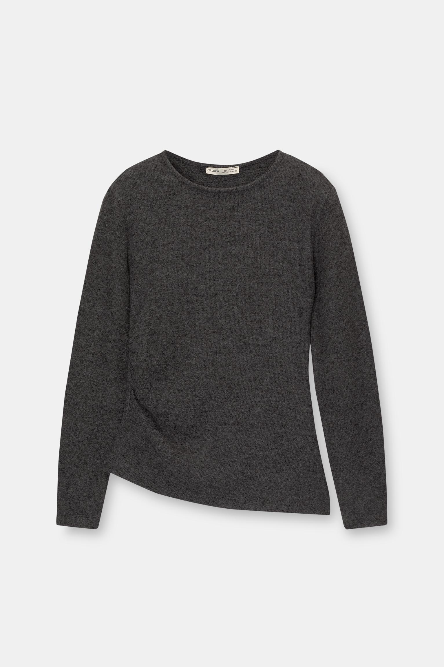 Long sleeve knit T-shirt Product Image