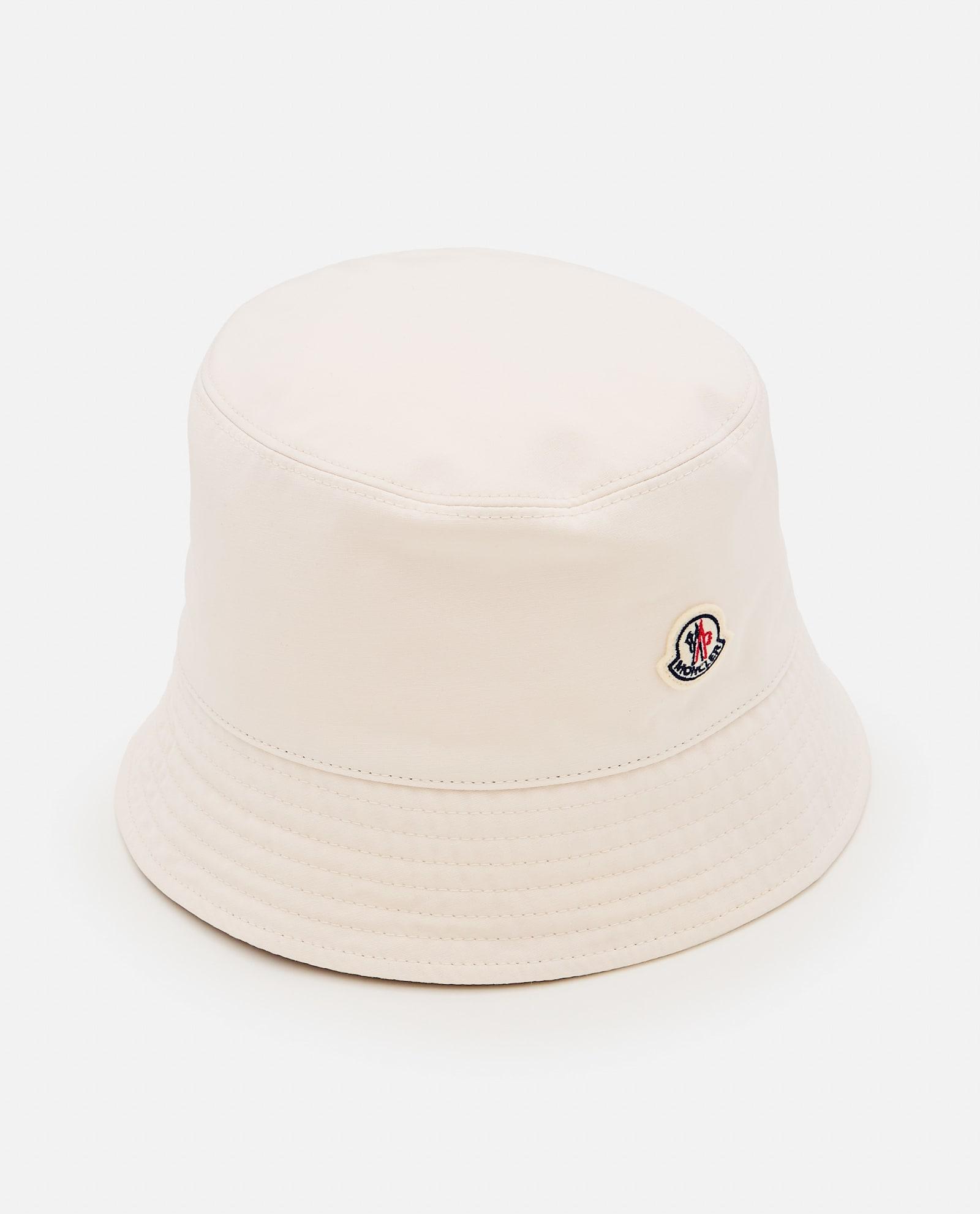 MONCLER Bucket Hat In White Product Image