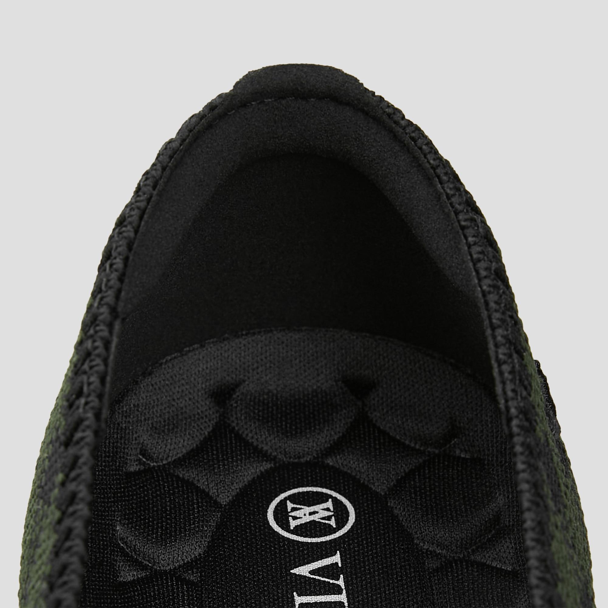 Lightweight Pointed-Ballet Flats (Aria Walker) Product Image