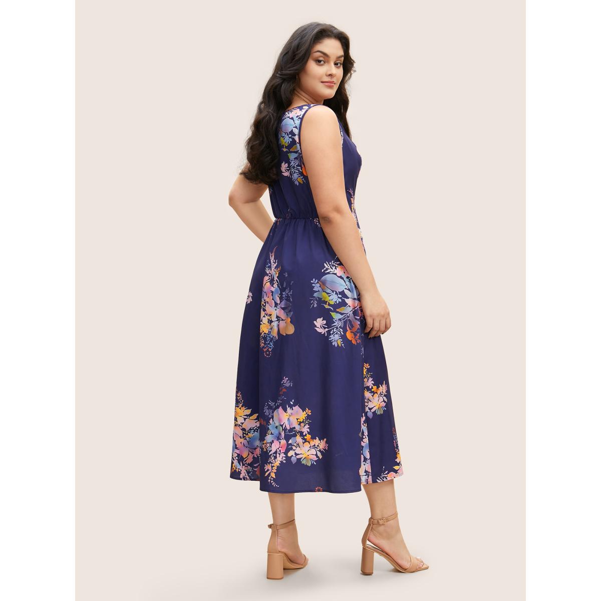 Plus Size Square Neck Silhouette Floral Print Pleated Dress DarkBlue Women Elegant Non Square Neck Sleeveless Curvy BloomChic 30/6X Product Image