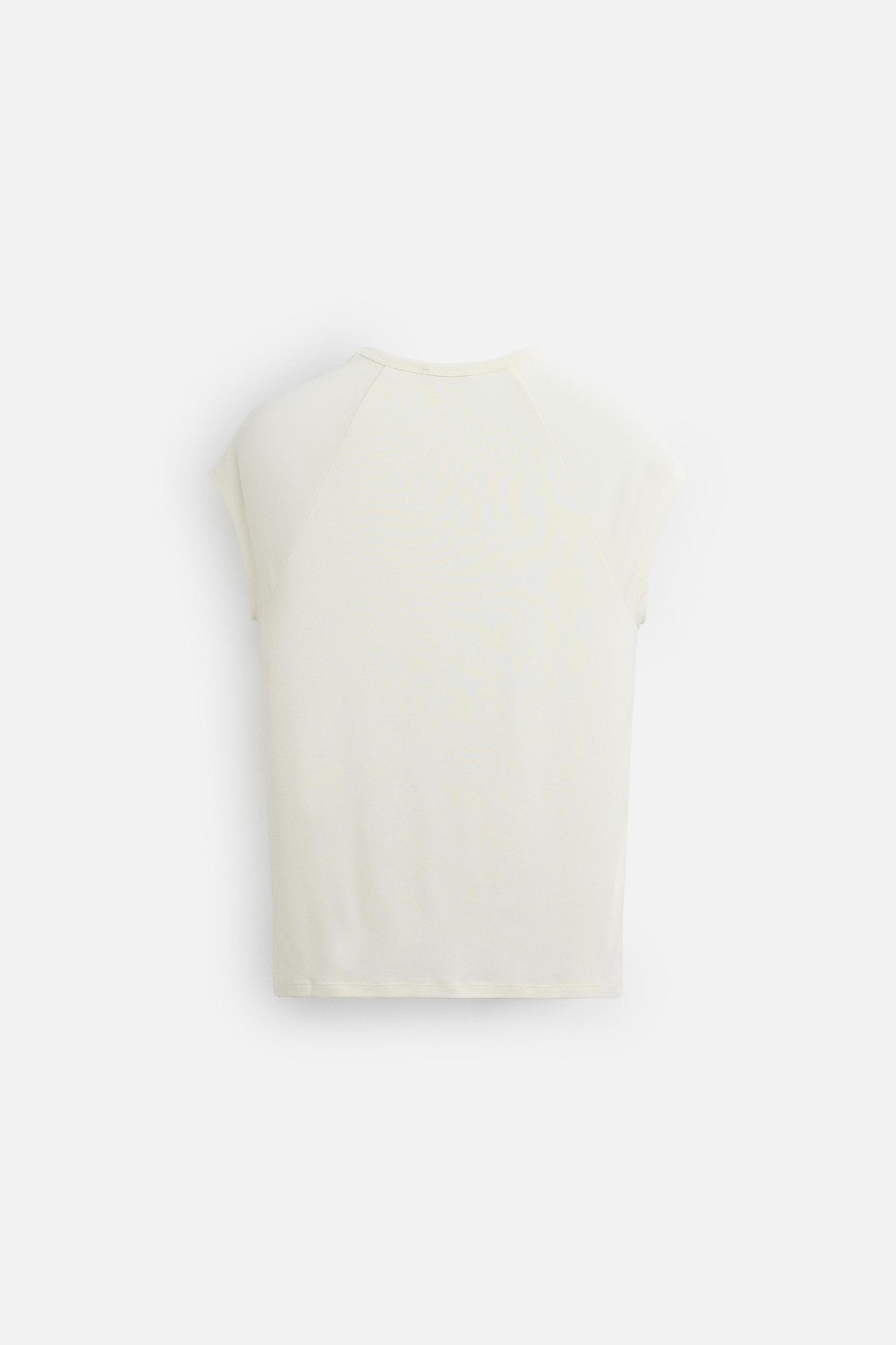 SLIM FIT TANK TOP Product Image