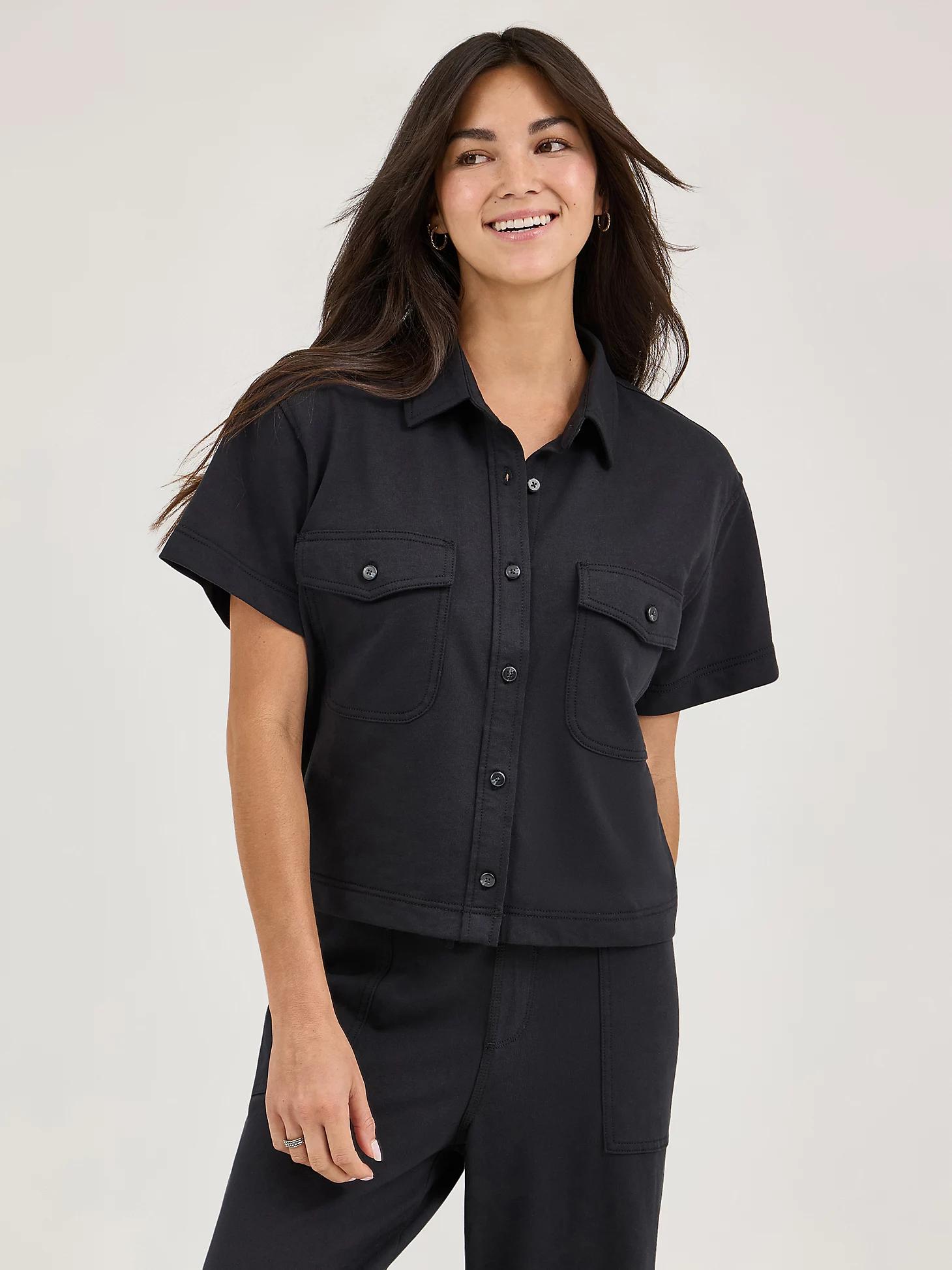Women's Loose Crop Button Down Shirt | Women's Tops & Tees | Lee® Product Image