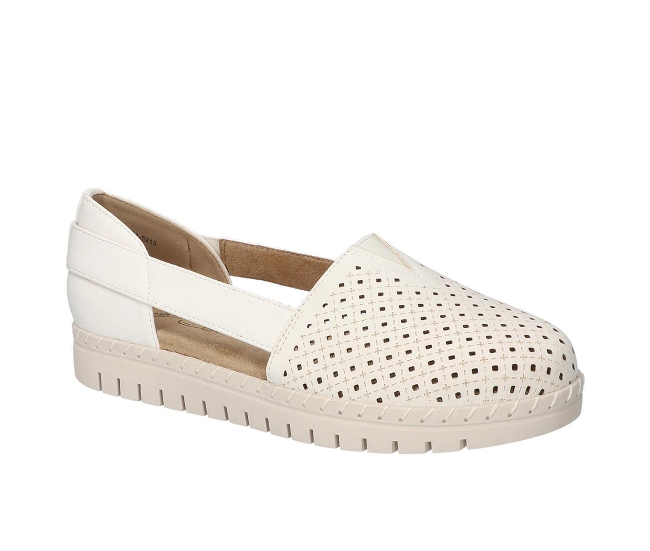 Women's Easy Street Fedra Flats Product Image