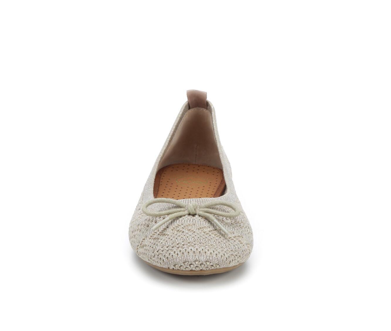 Women's White Mountain Sashay Flats Product Image