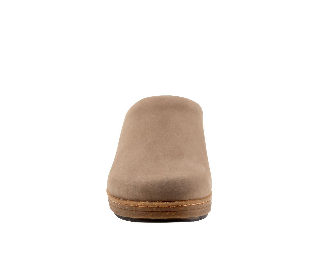 Women's Softwalk Arvada Clogs Product Image