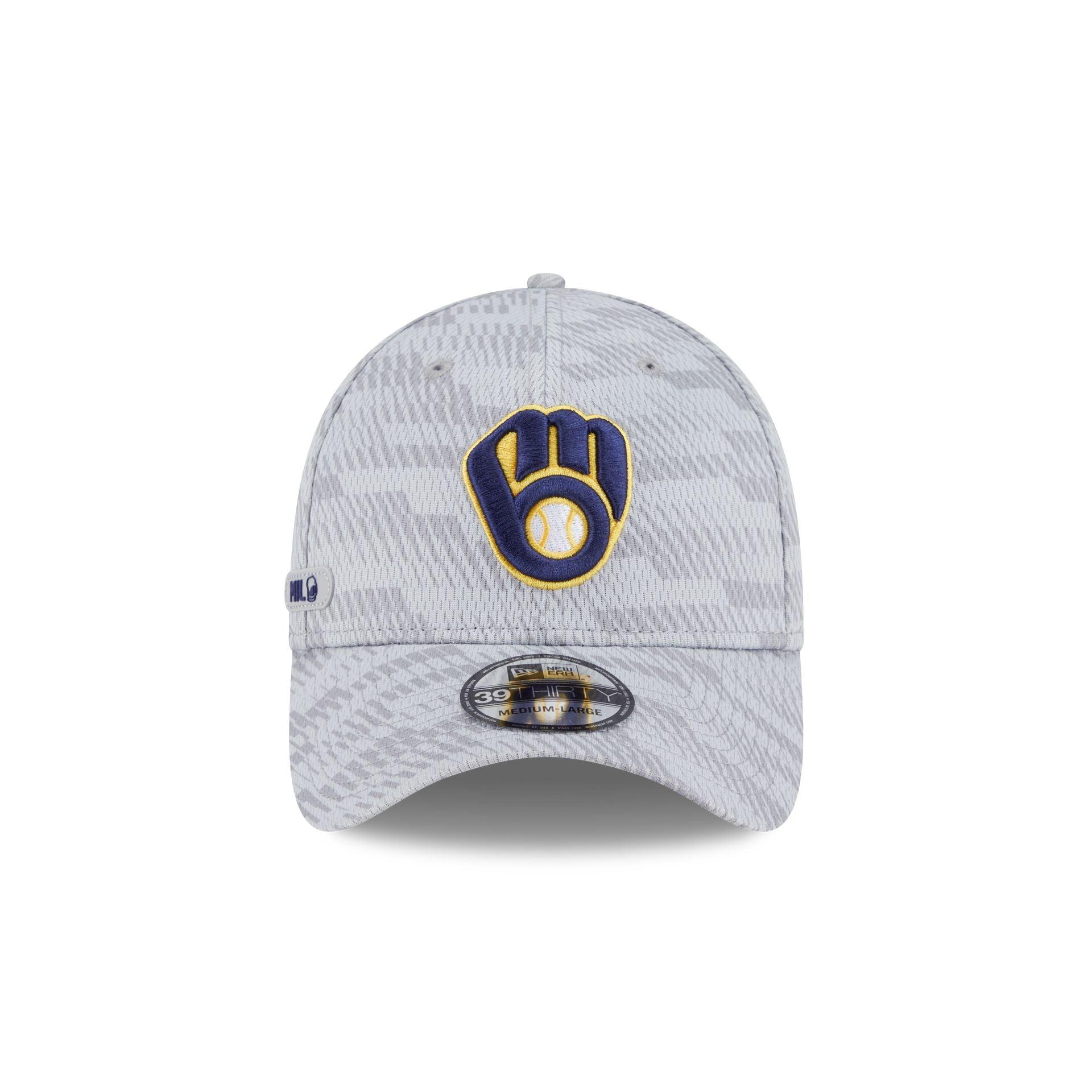 Milwaukee Brewers 2025 Clubhouse Gray 39THIRTY Stretch Fit Male Product Image