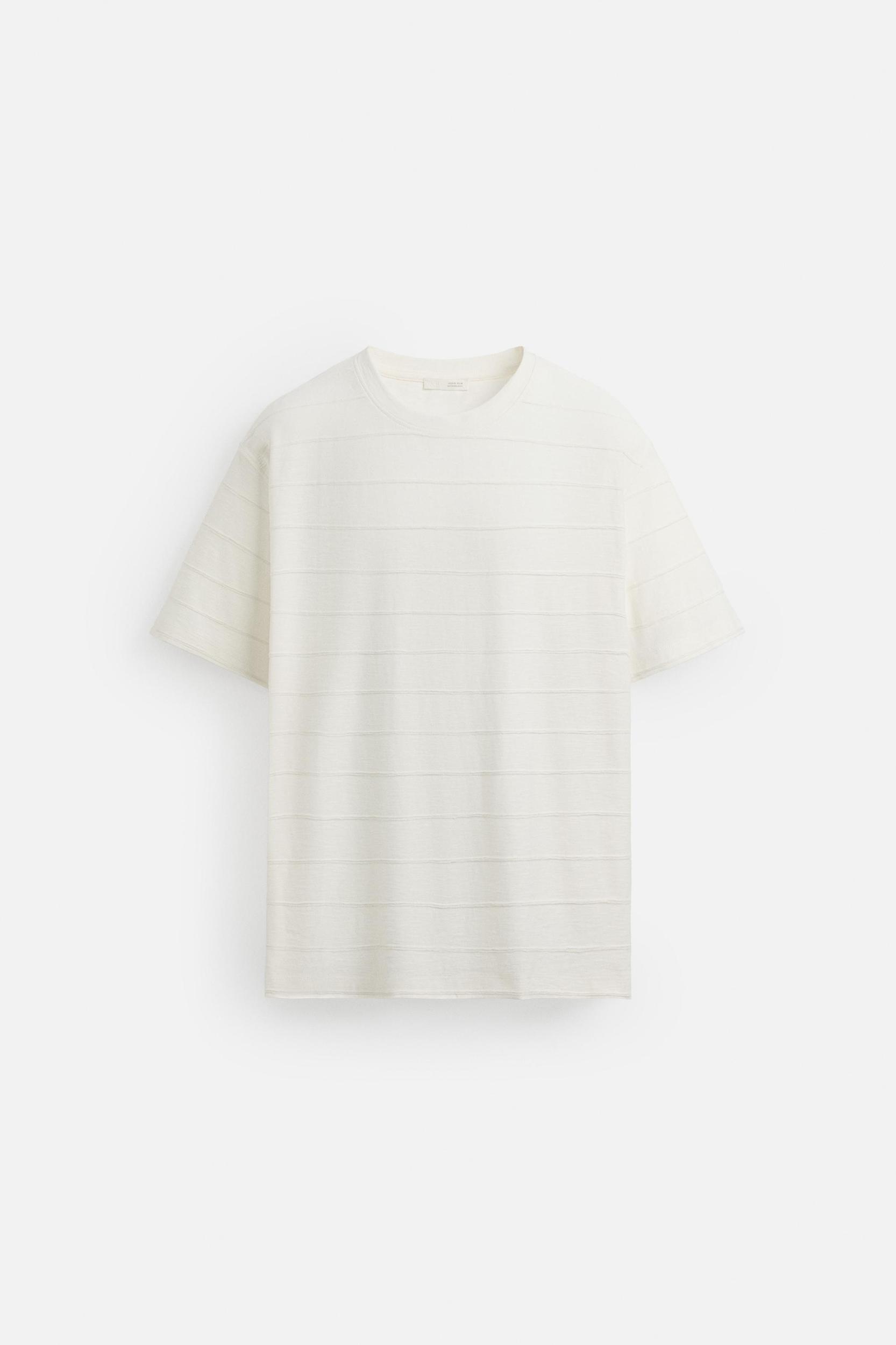 STRIPED IRREGULAR TEXTURED T-SHIRT Product Image