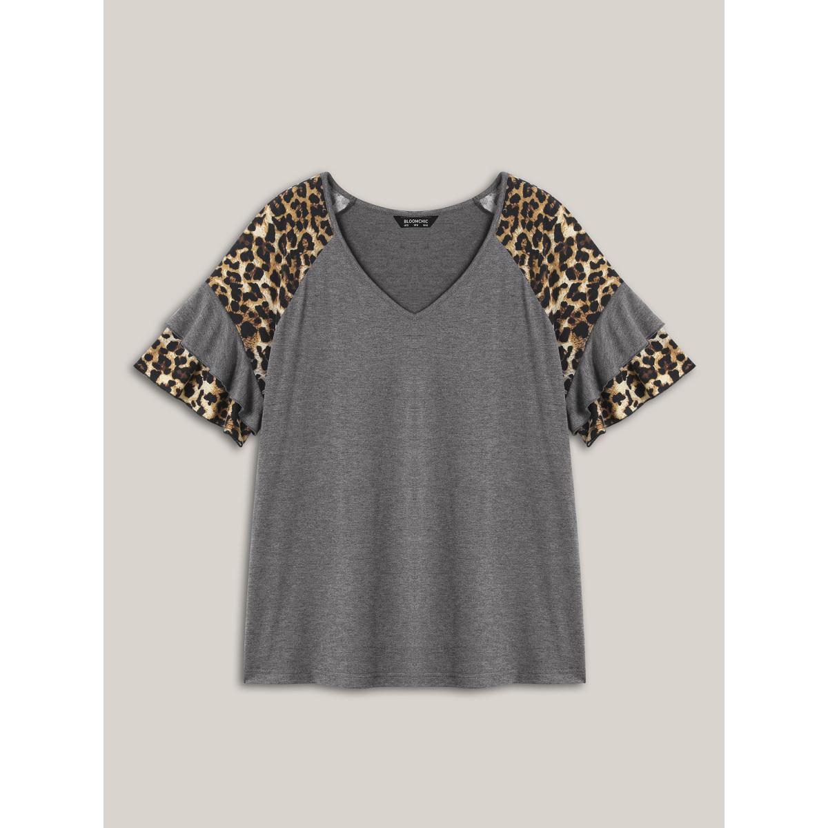 Plus Size Leopard Print Color Contrast Crewneck T-Shirt DimGray Women Contrast V-neck Everyday-Casual T-shirts BloomChic 12/L Product Image
