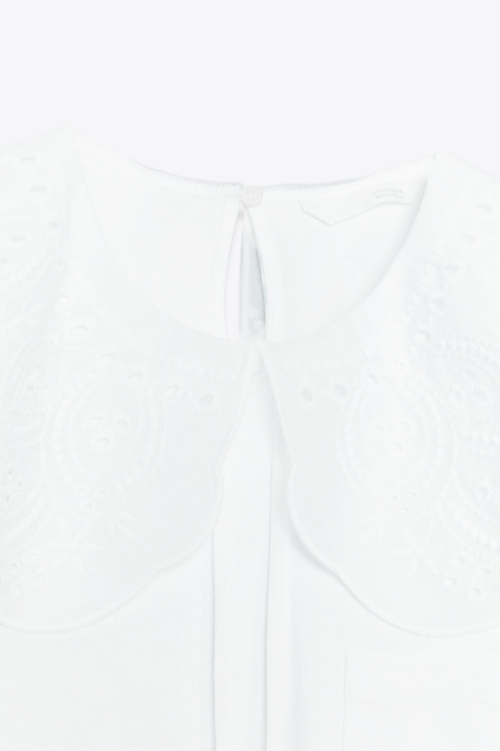 EMBROIDERED PETER PAN COLLAR T-SHIRT Product Image