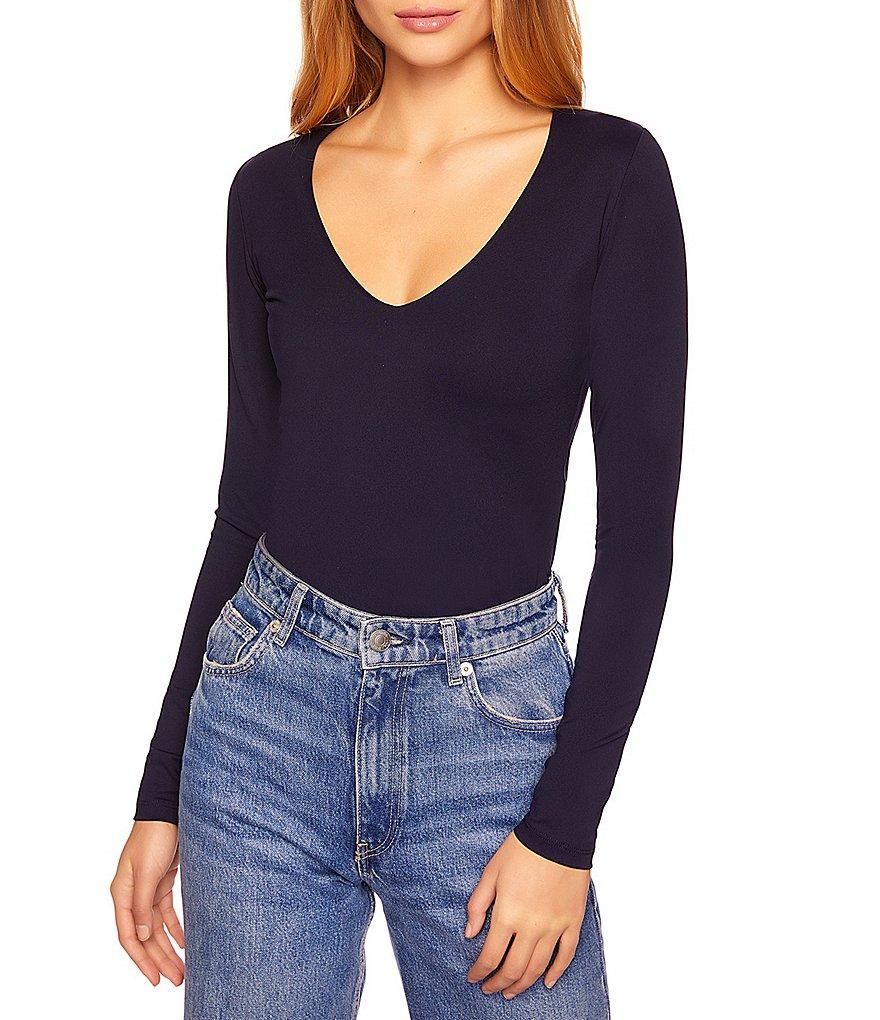 Susana Monaco Sexy Signature Stretch Knit V-Neck Long Sleeve Fitted Shirt Product Image