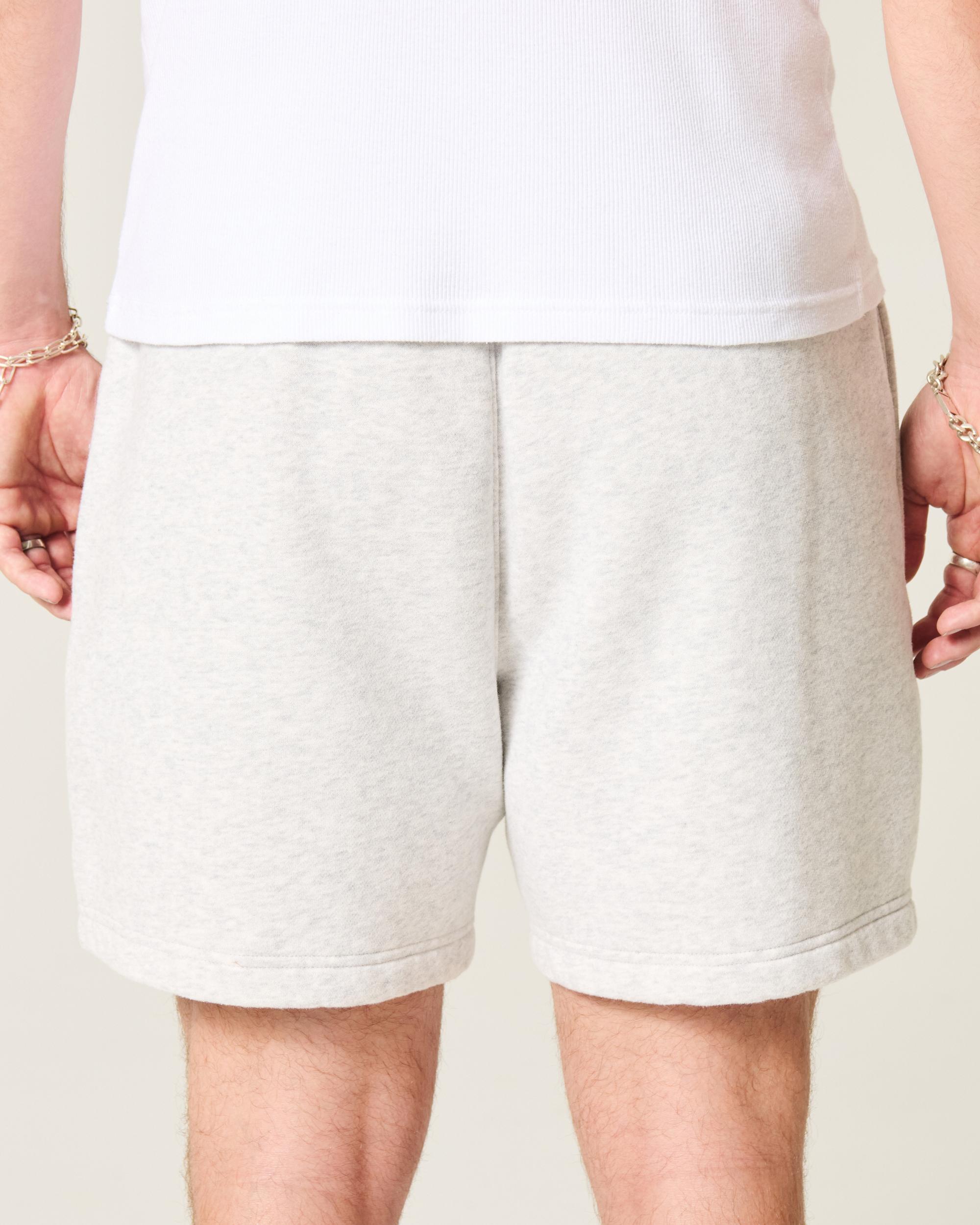 Mid-Thigh Loose Fleece Shorts Product Image