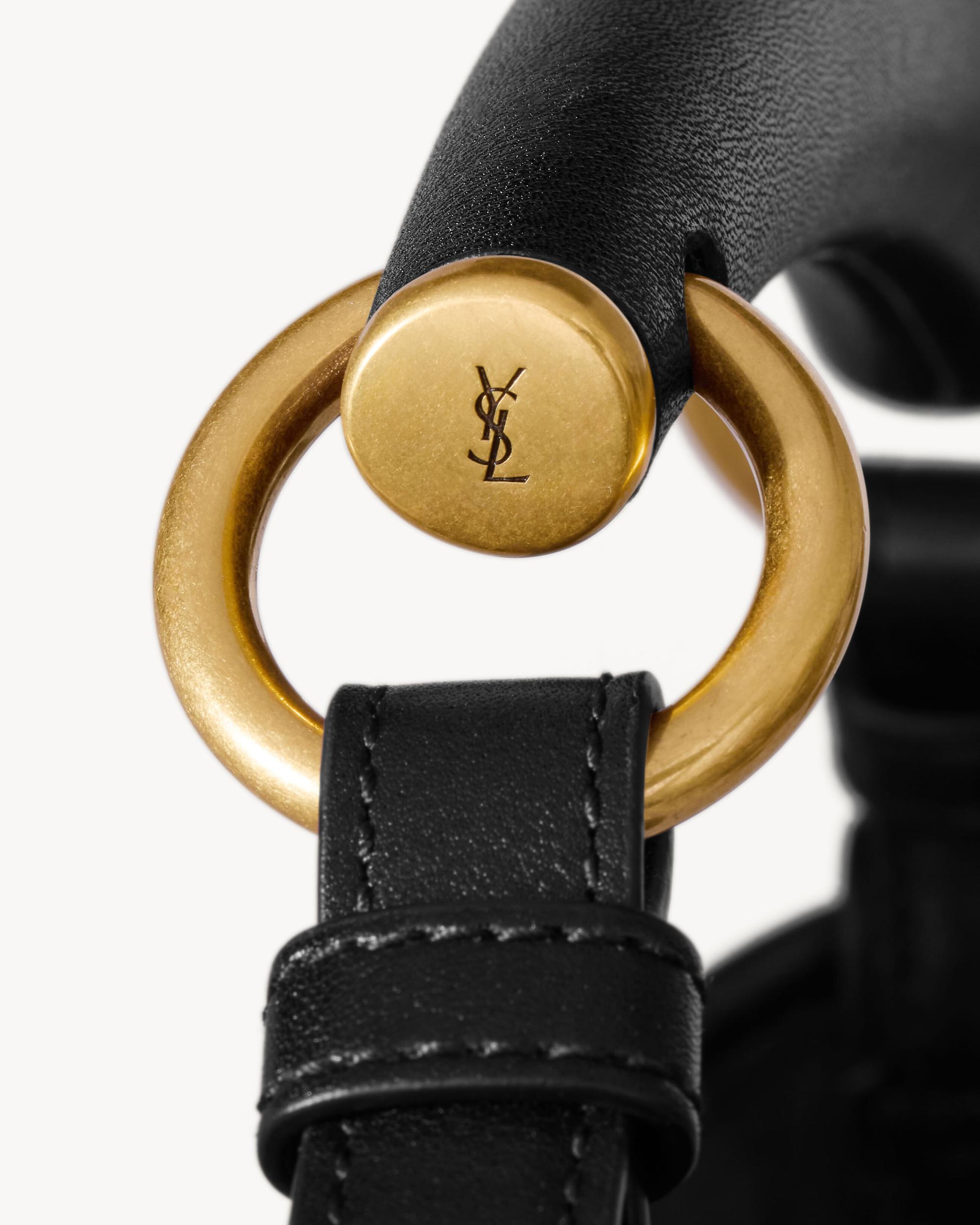 MOMBASA small in leather Product Image