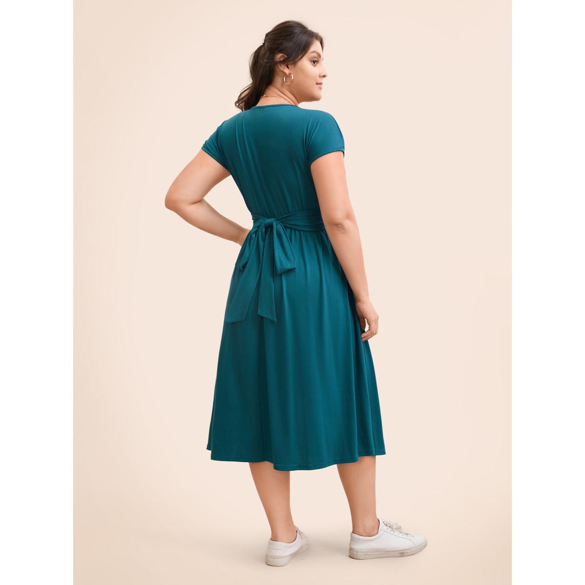 Plus Size Solid Tie Knot Pleated Cap Sleeve Dress Aegean Women Elegant Tie knot V-neck Cap Sleeve Curvy BloomChic 14-16/1X Product Image